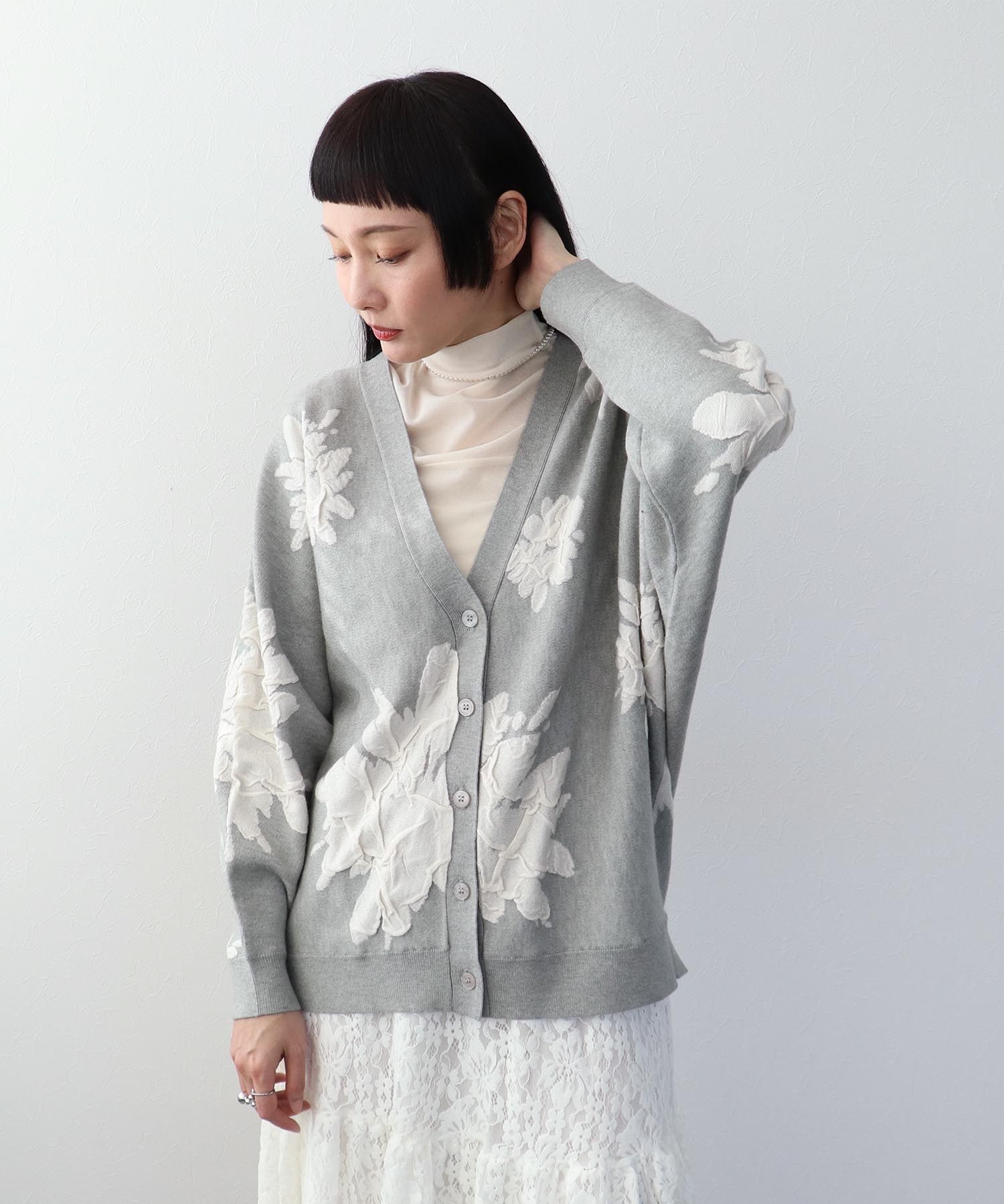 フラワージャガードドルマンカーディガン