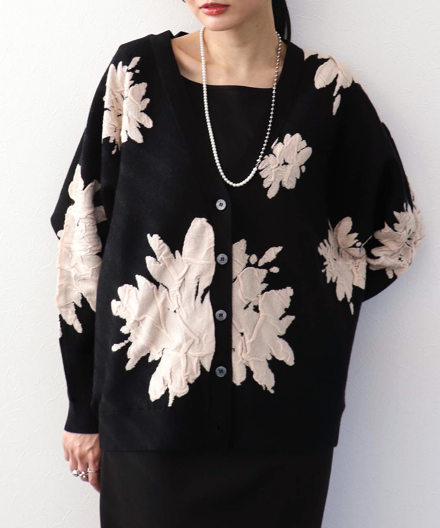 フラワージャガードドルマンカーディガン