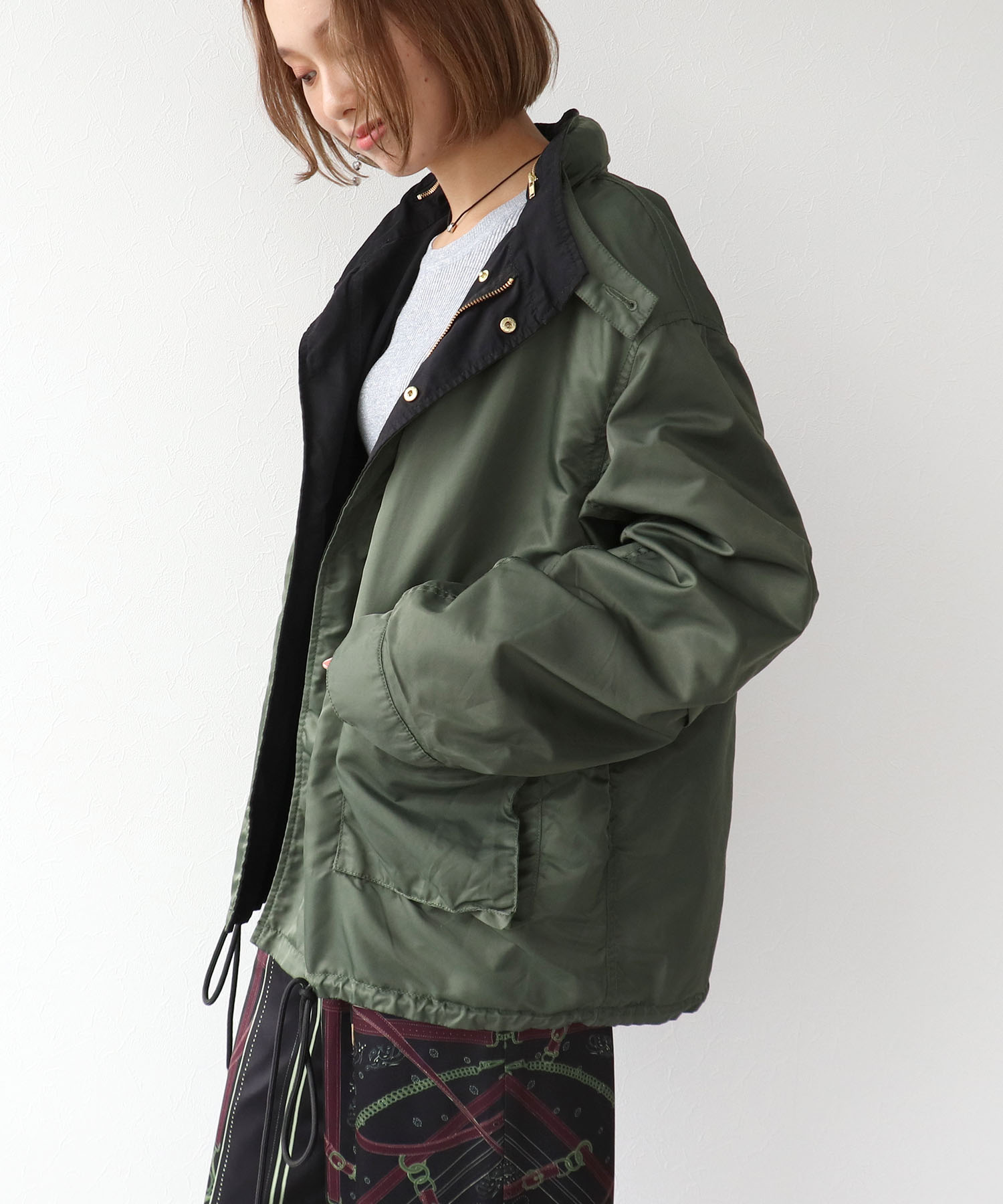 フード付きリバーシブルジャケット