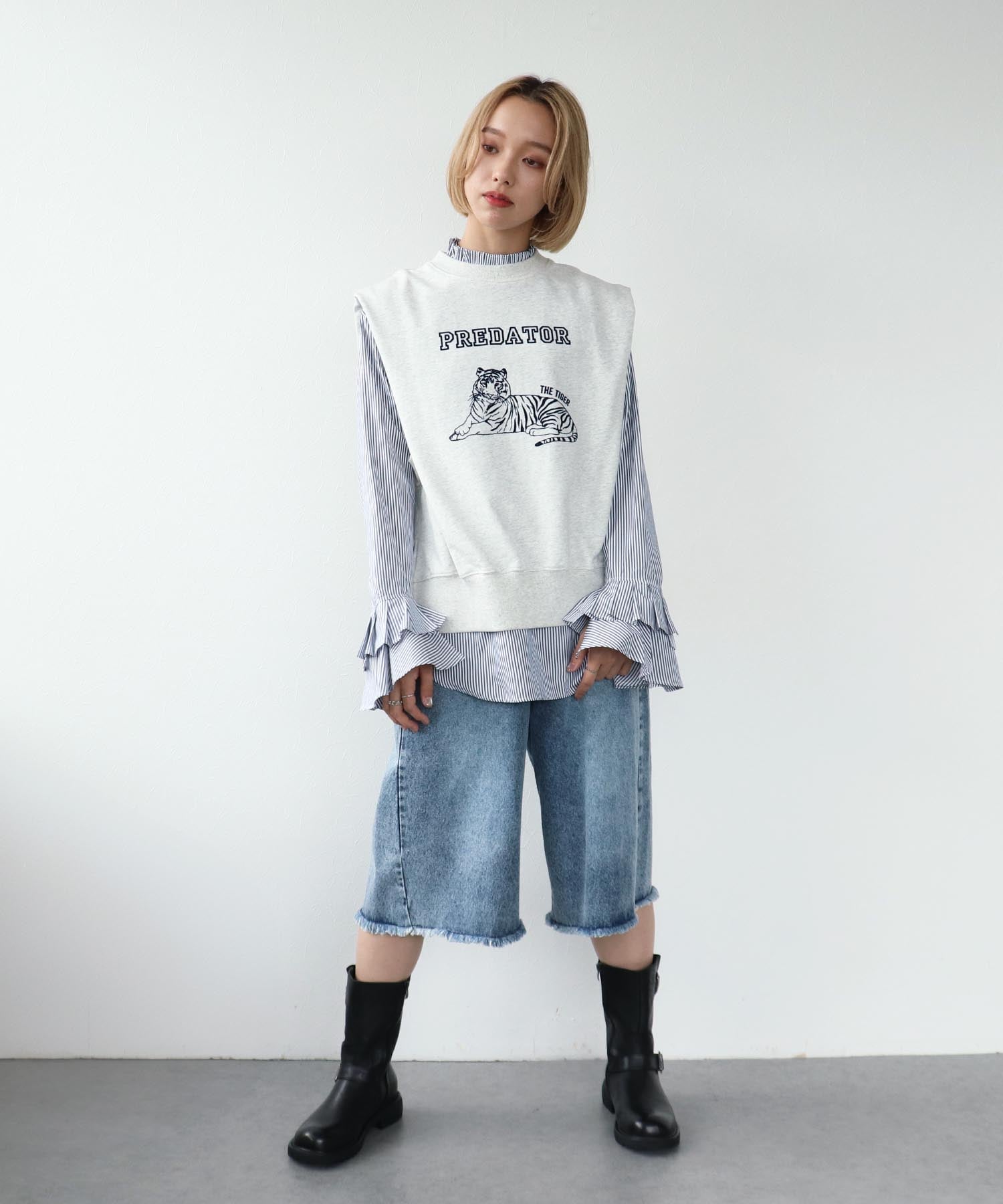 《WEB先行発売》ネコトラフロッキープリントプルオーバー