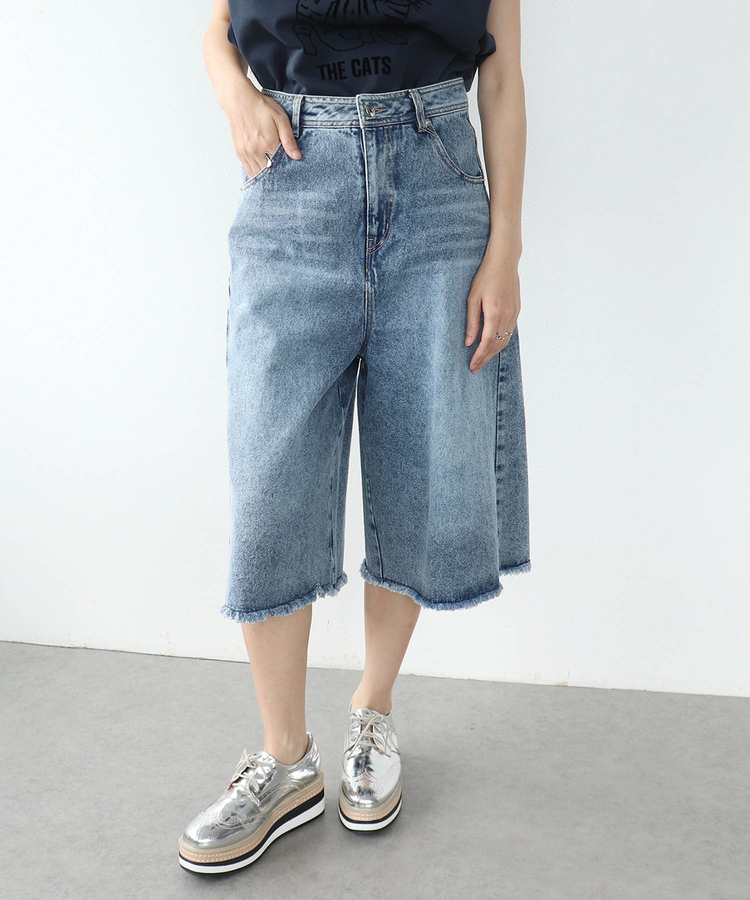 デニムハーフパンツ