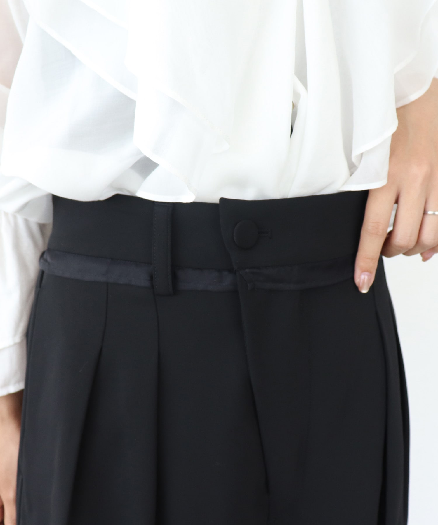 アシメフロントパンツ