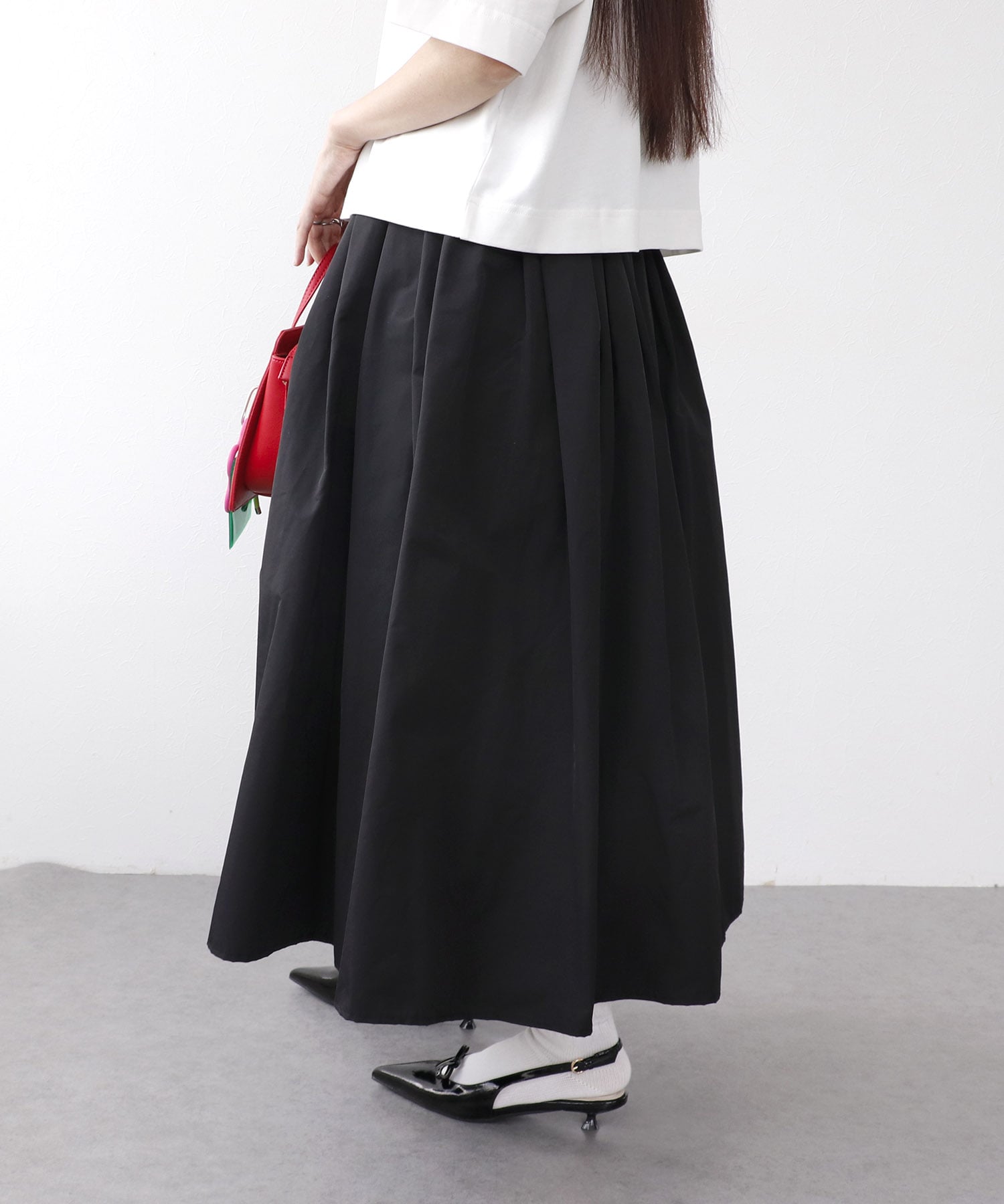 タフタギャザースカート
