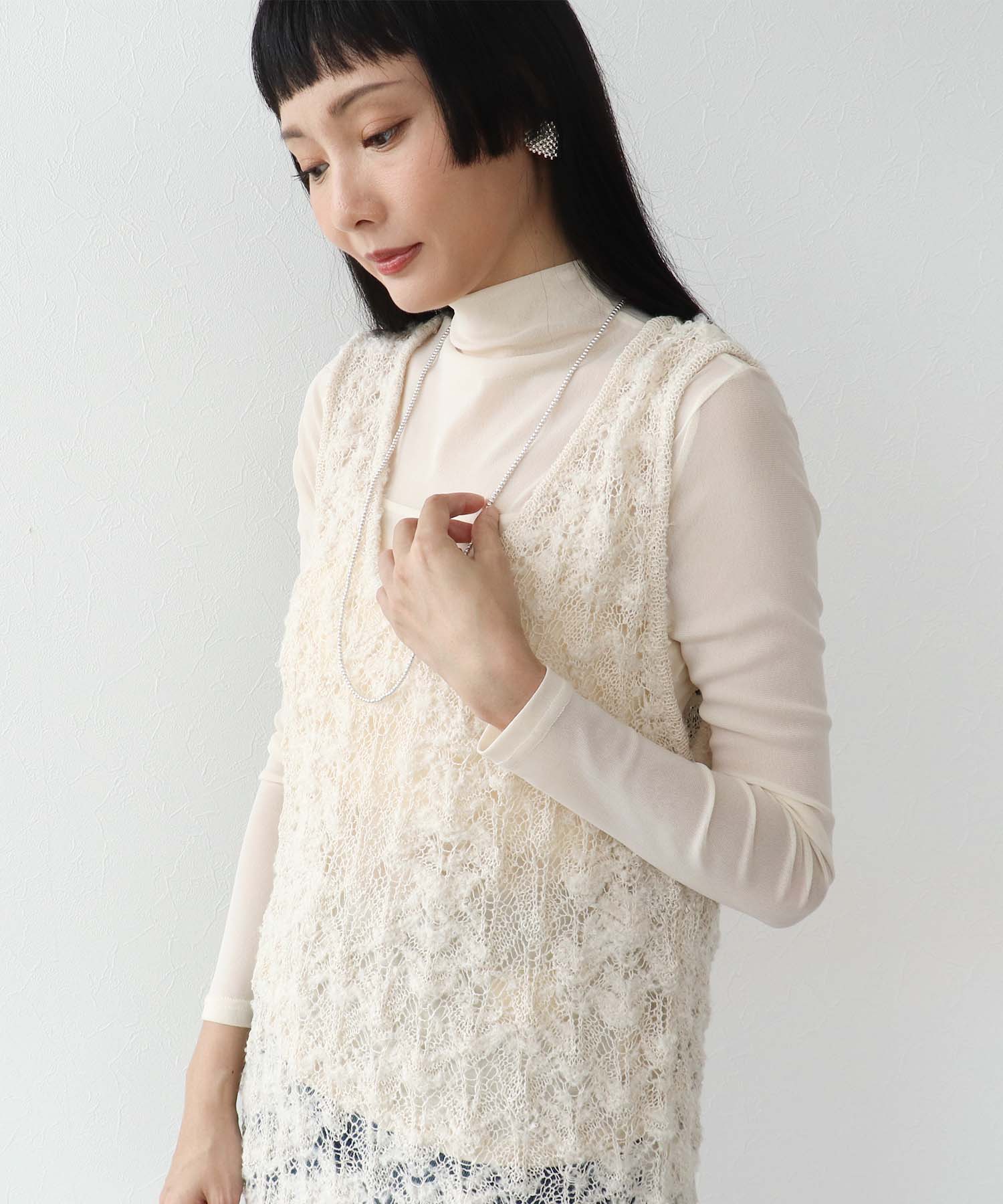 Sheer design tulle inner