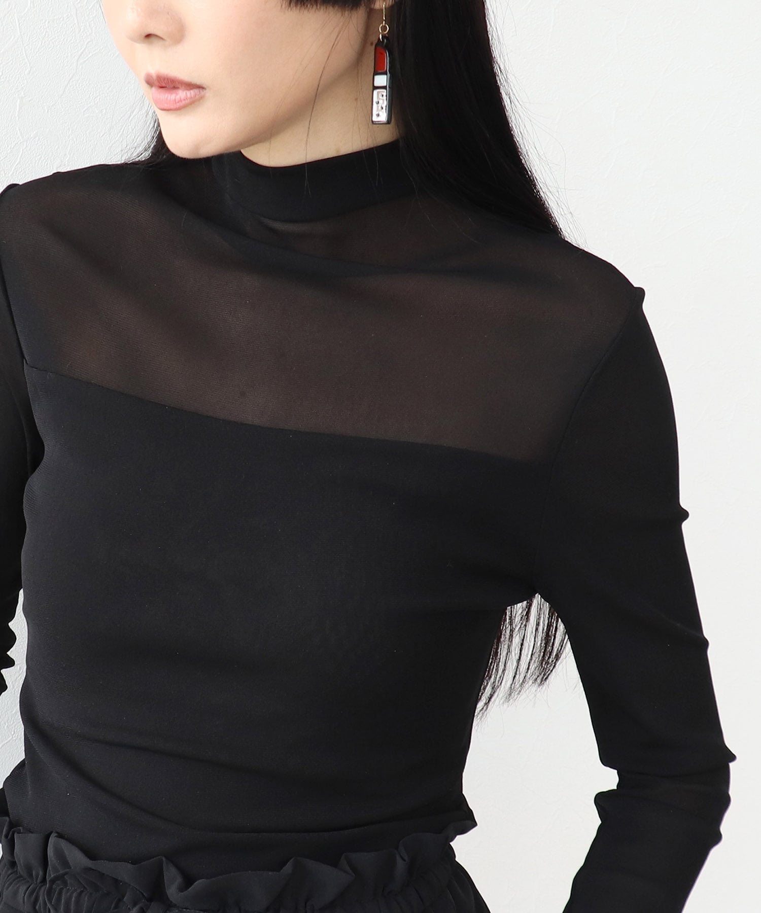 Sheer design tulle inner