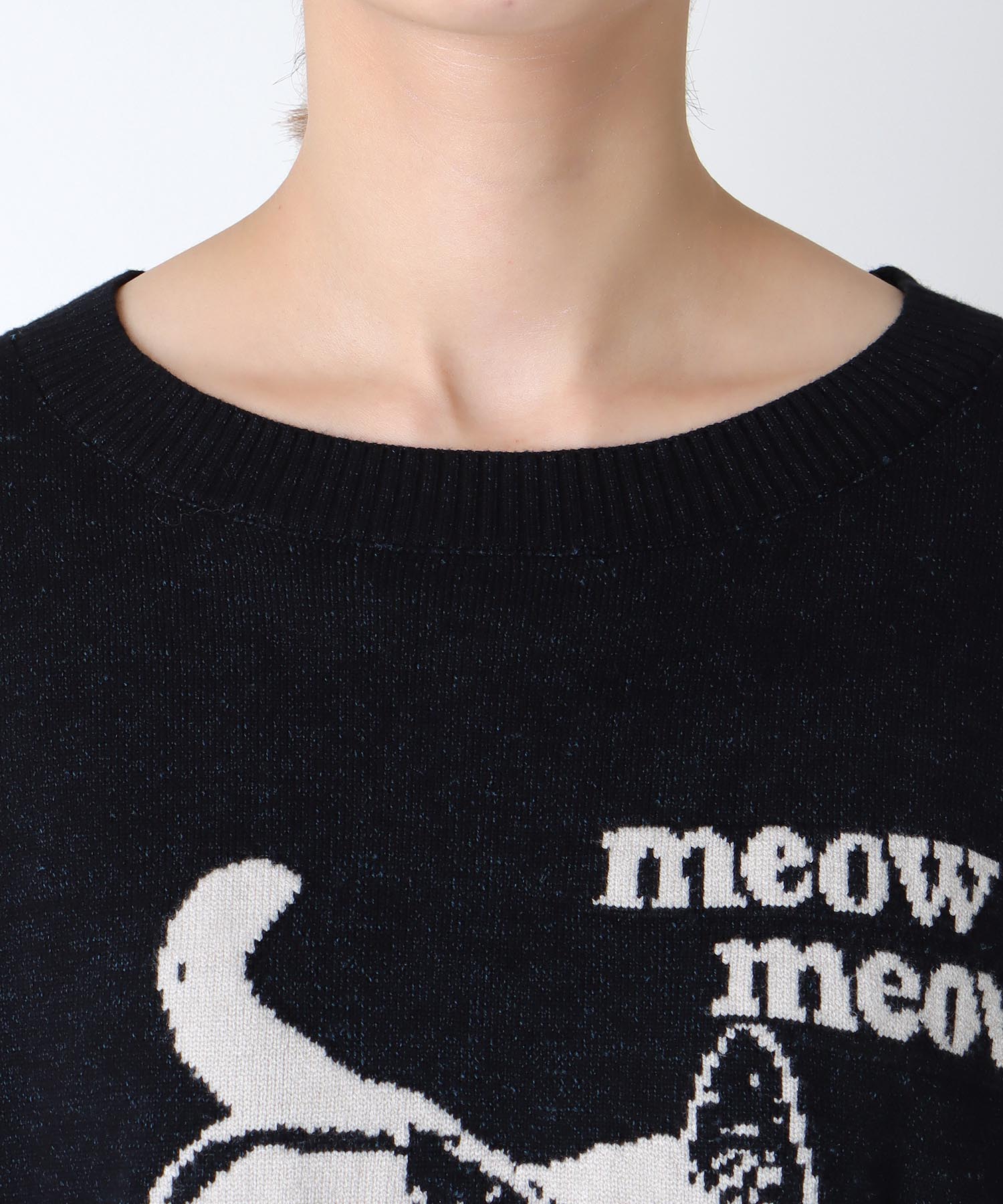 ネコジャガードニットプルオーバー