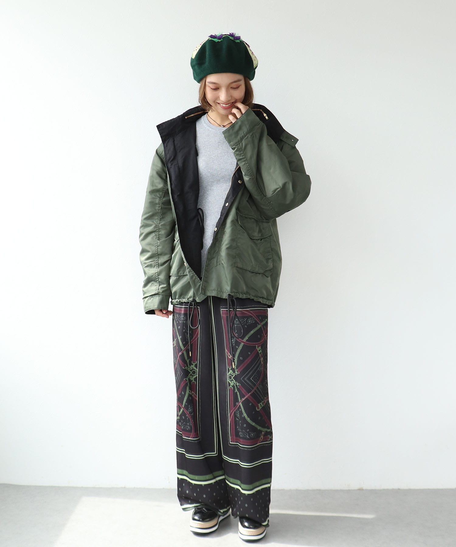 スカーフプリントパンツ