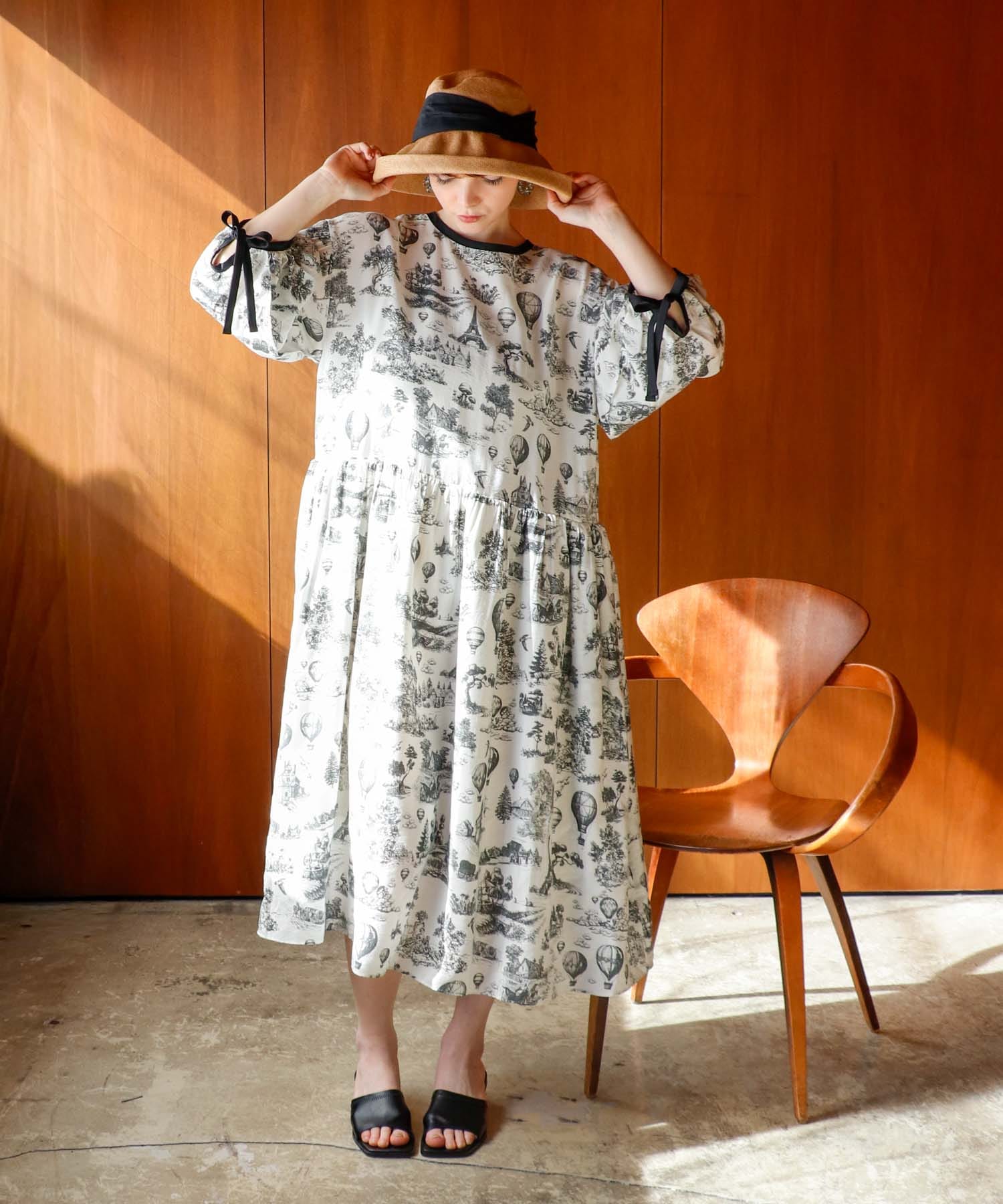 ビンテージ風景柄ワンピース