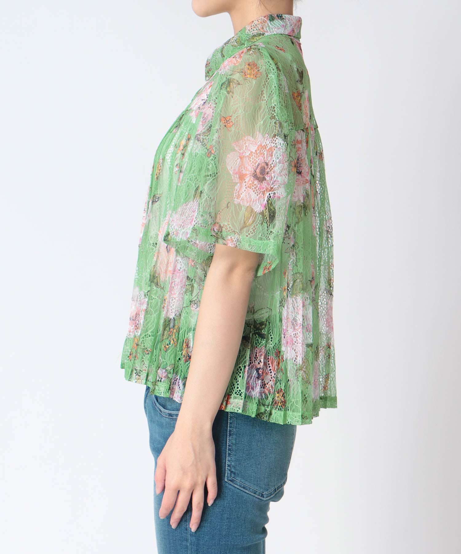 〔お家で試着〕ボカシフラワーレースプリーツブラウス