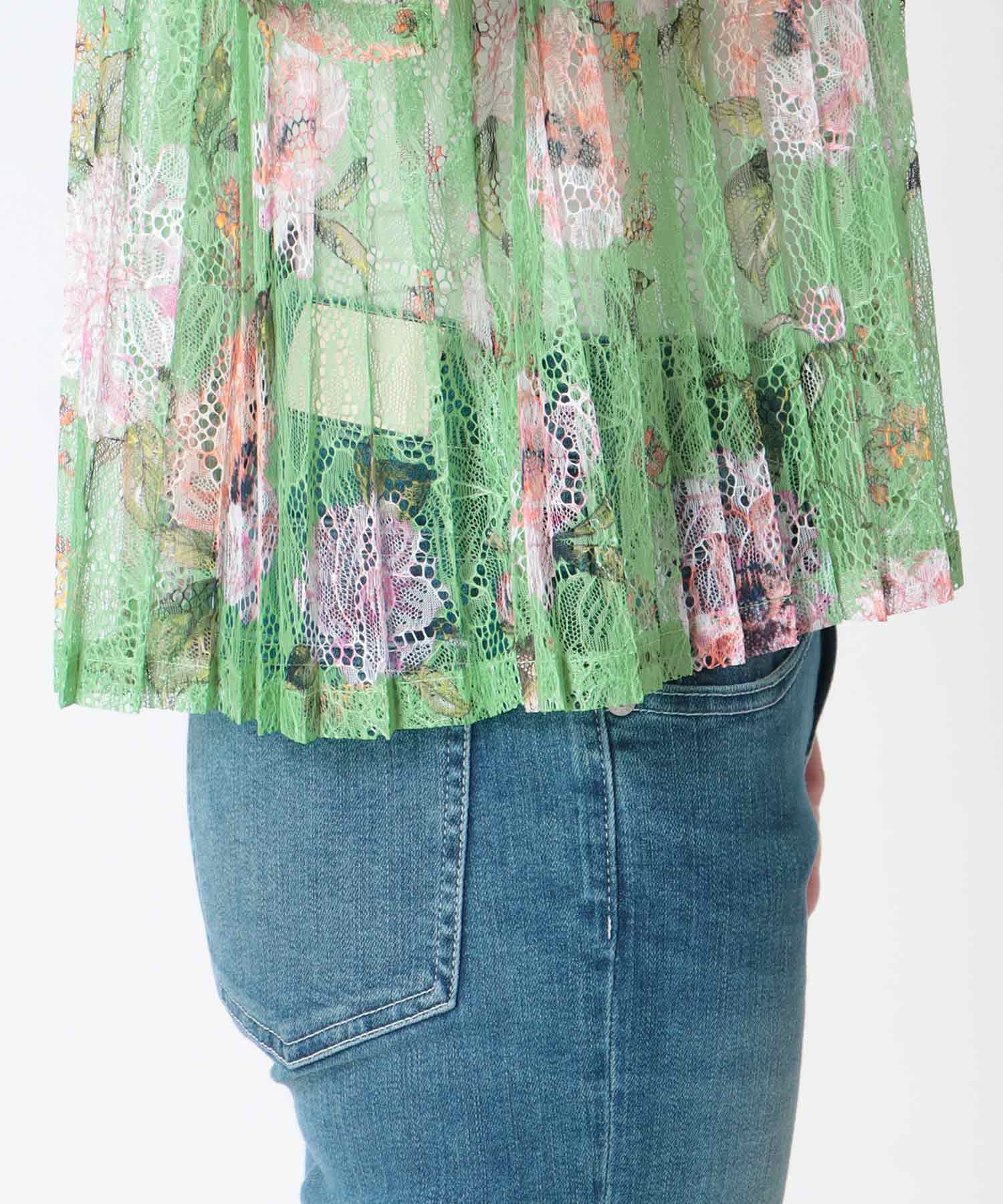 〔お家で試着〕ボカシフラワーレースプリーツブラウス