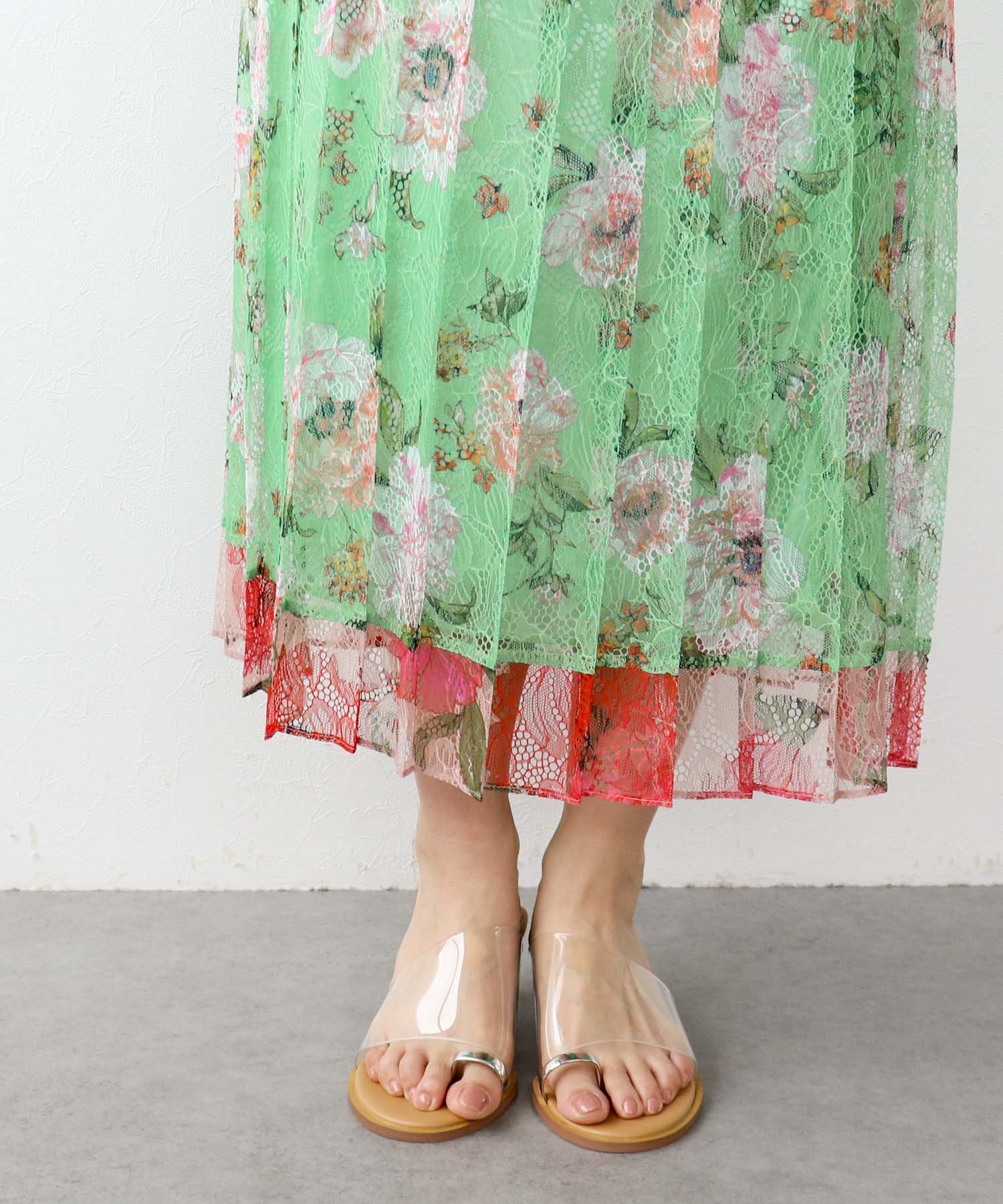 〔お家で試着〕ボカシフラワーレースプリーツスカート