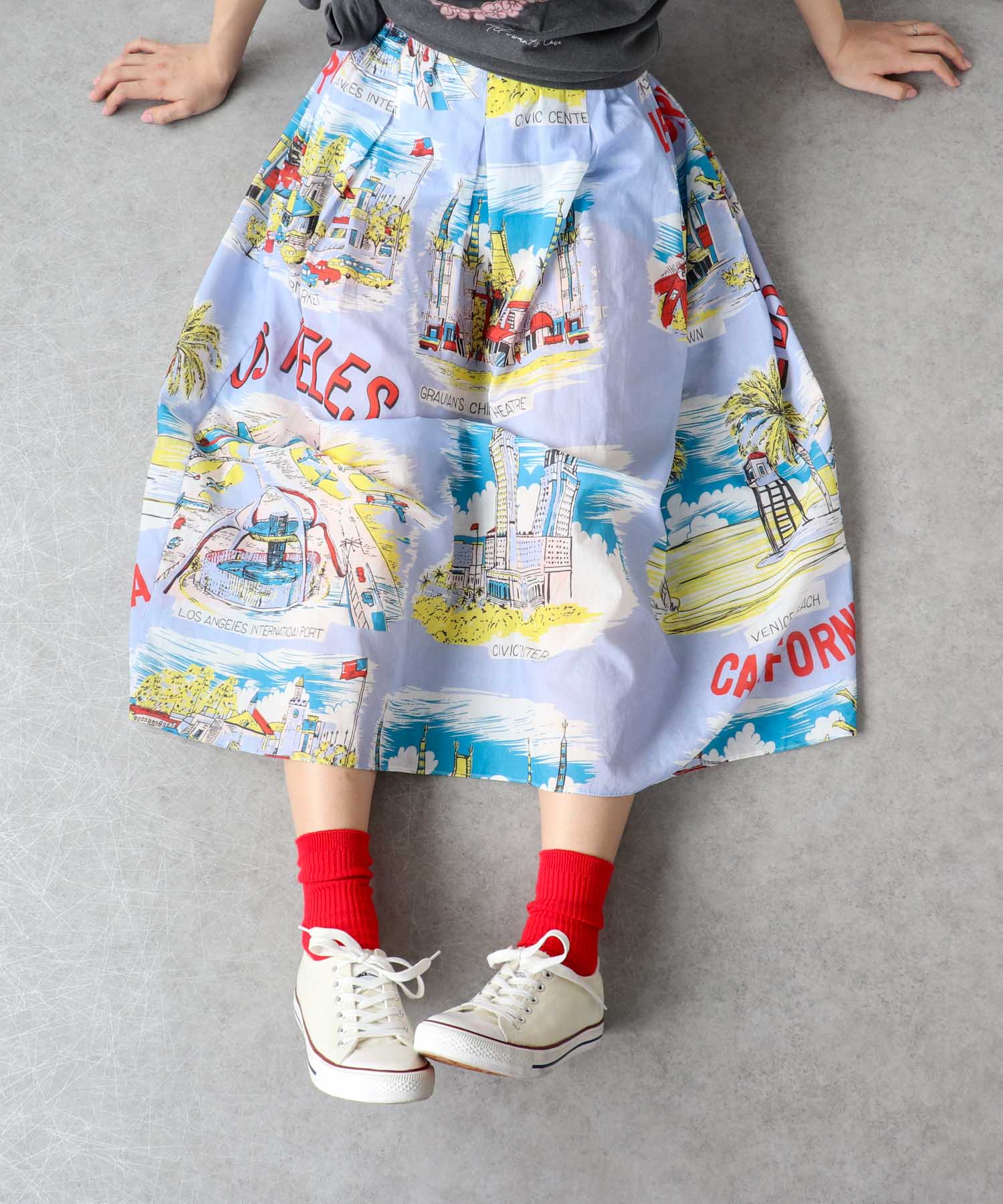 レトロヴィンテージ柄スカート