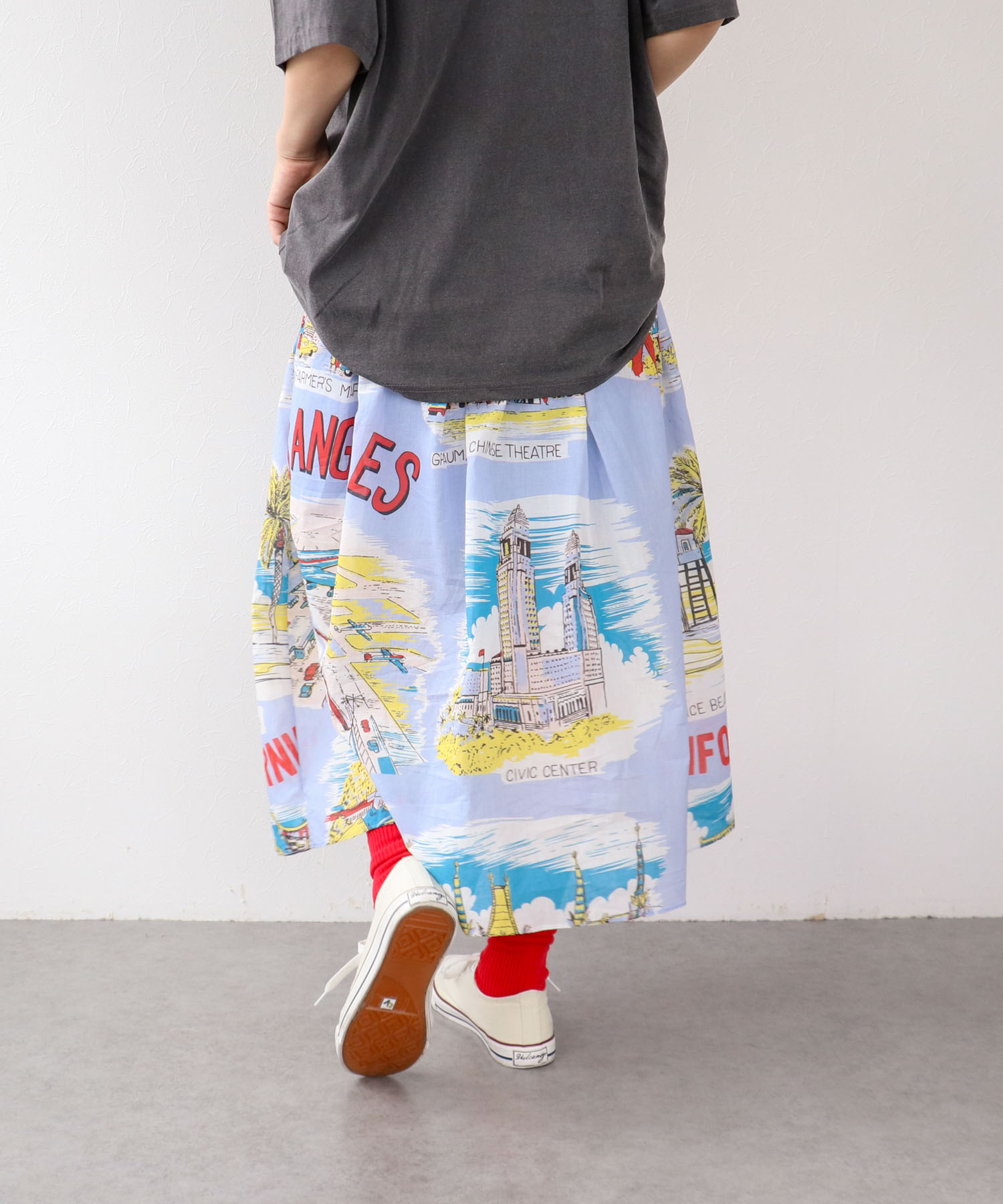 レトロヴィンテージ柄スカート