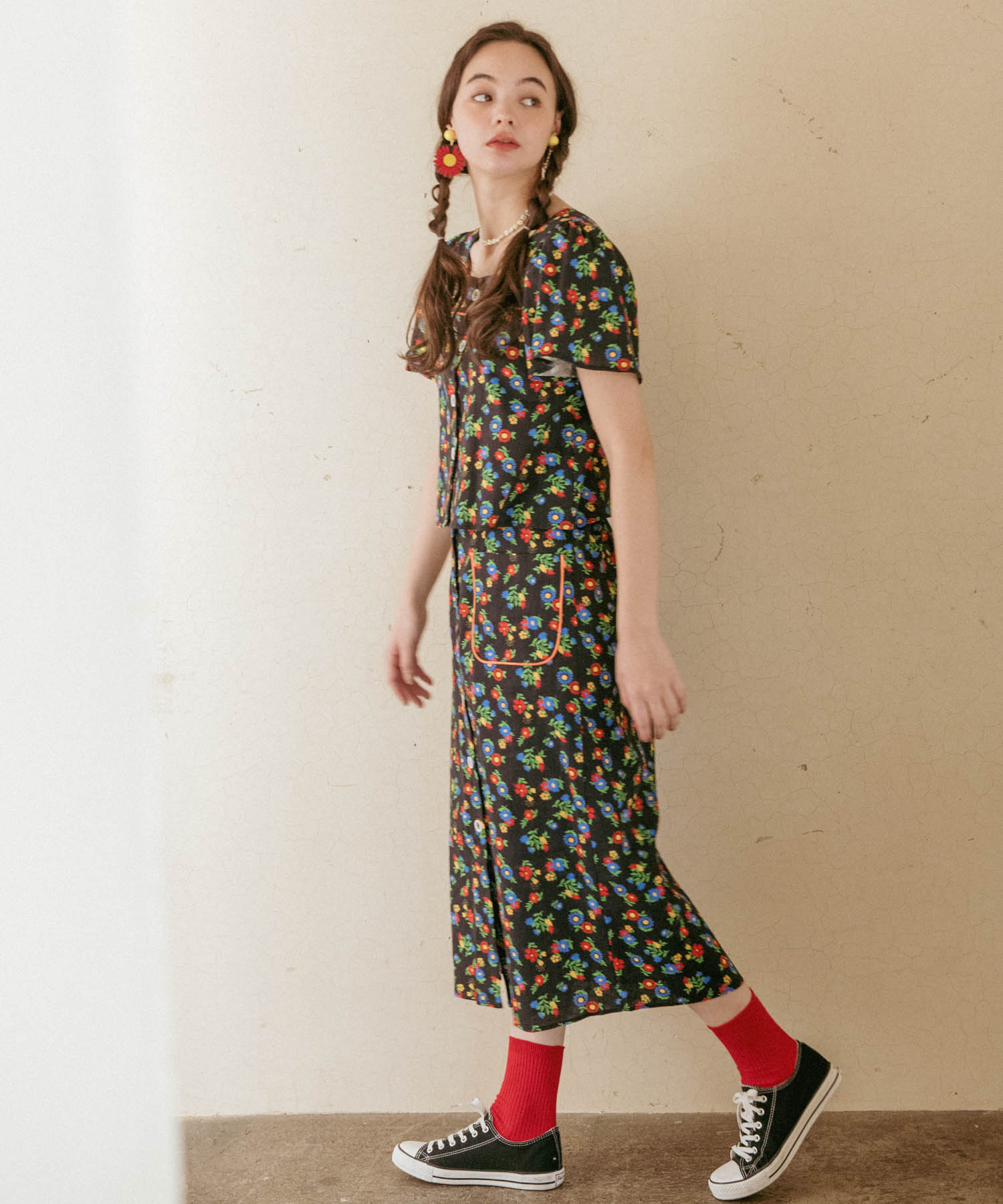 ≪4/16(木)予約開始≫レトロフラワー柄フロントボタンブラウス