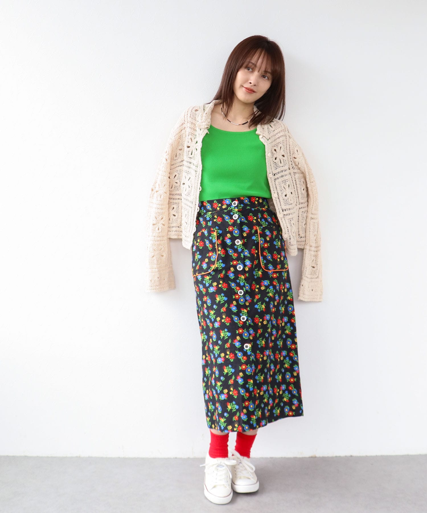 ≪4/16(木)予約開始≫レトロフラワー柄フロントボタンスカート
