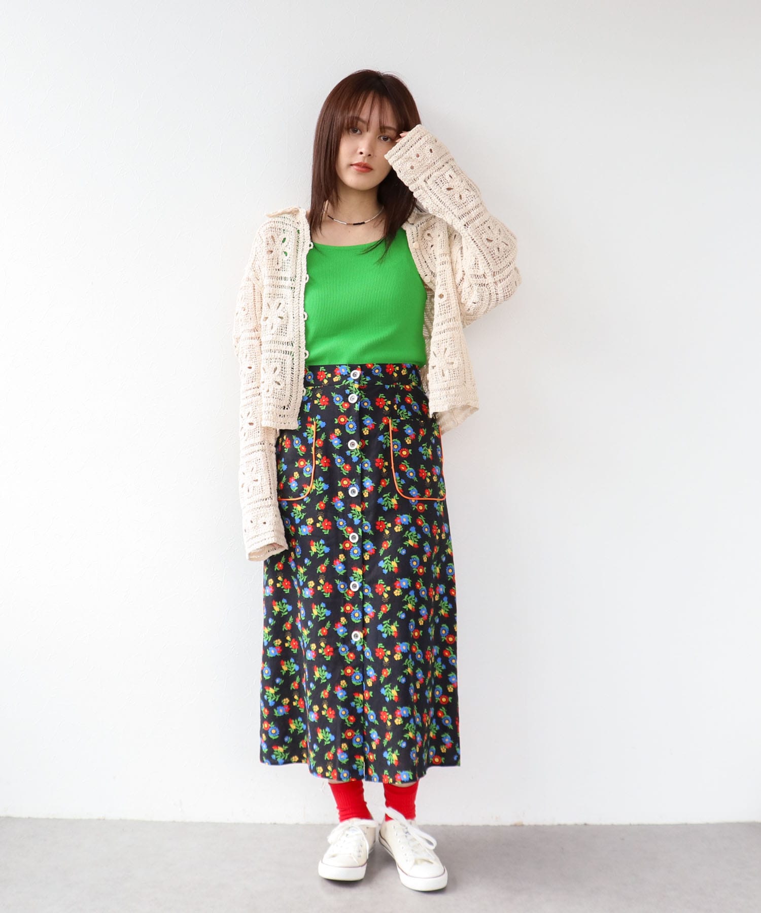 ≪4/16(木)予約開始≫レトロフラワー柄フロントボタンスカート