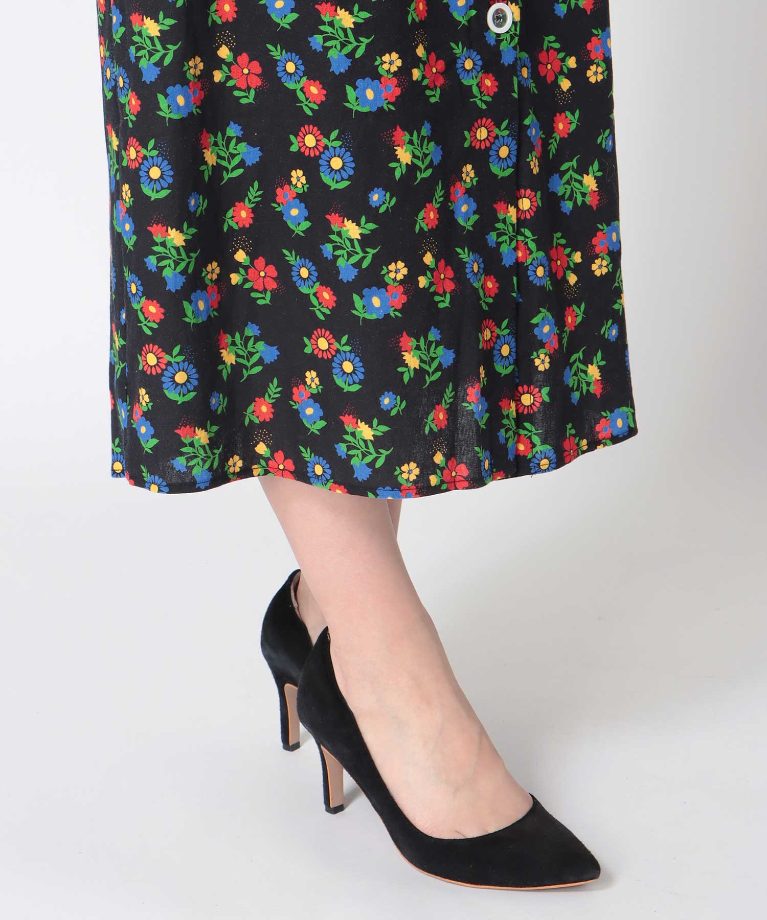 ≪4/16(木)予約開始≫レトロフラワー柄フロントボタンスカート