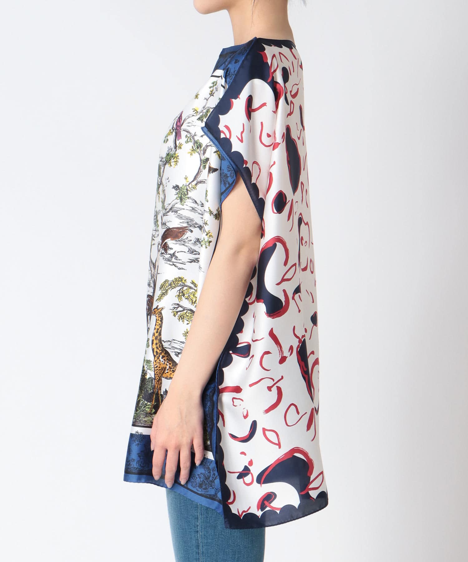 スカーフリメイク風ブラウス