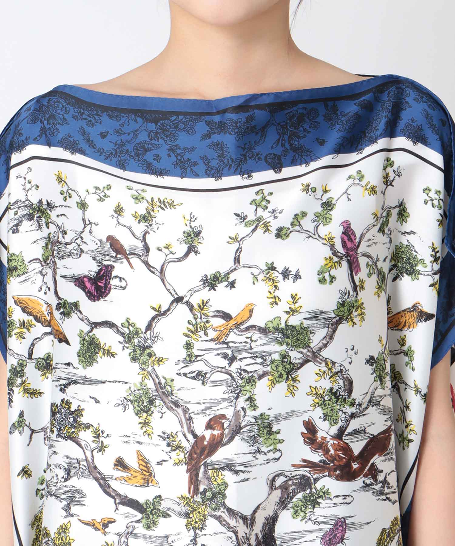 スカーフリメイク風ブラウス