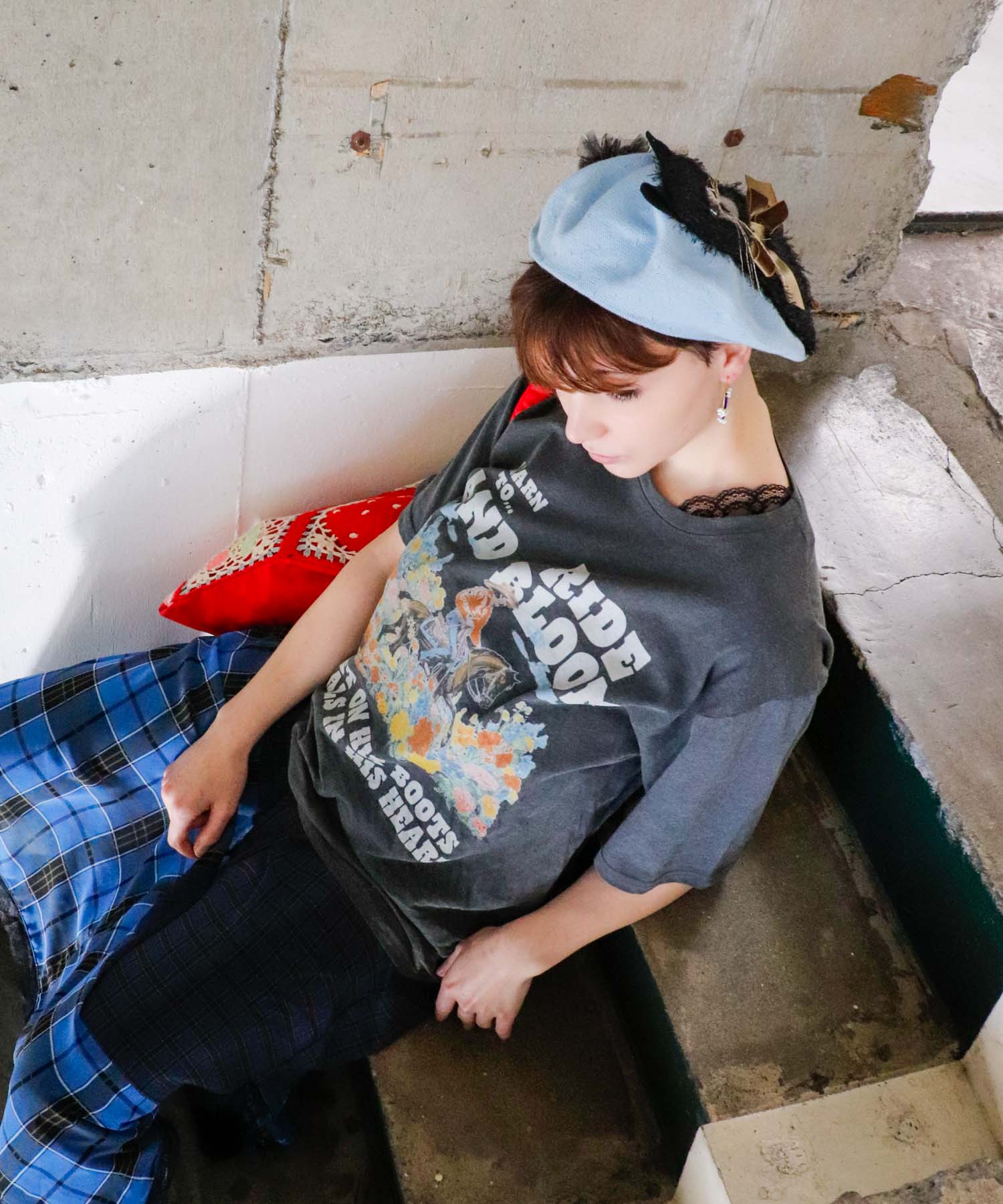 カウボーイフラワーTシャツ