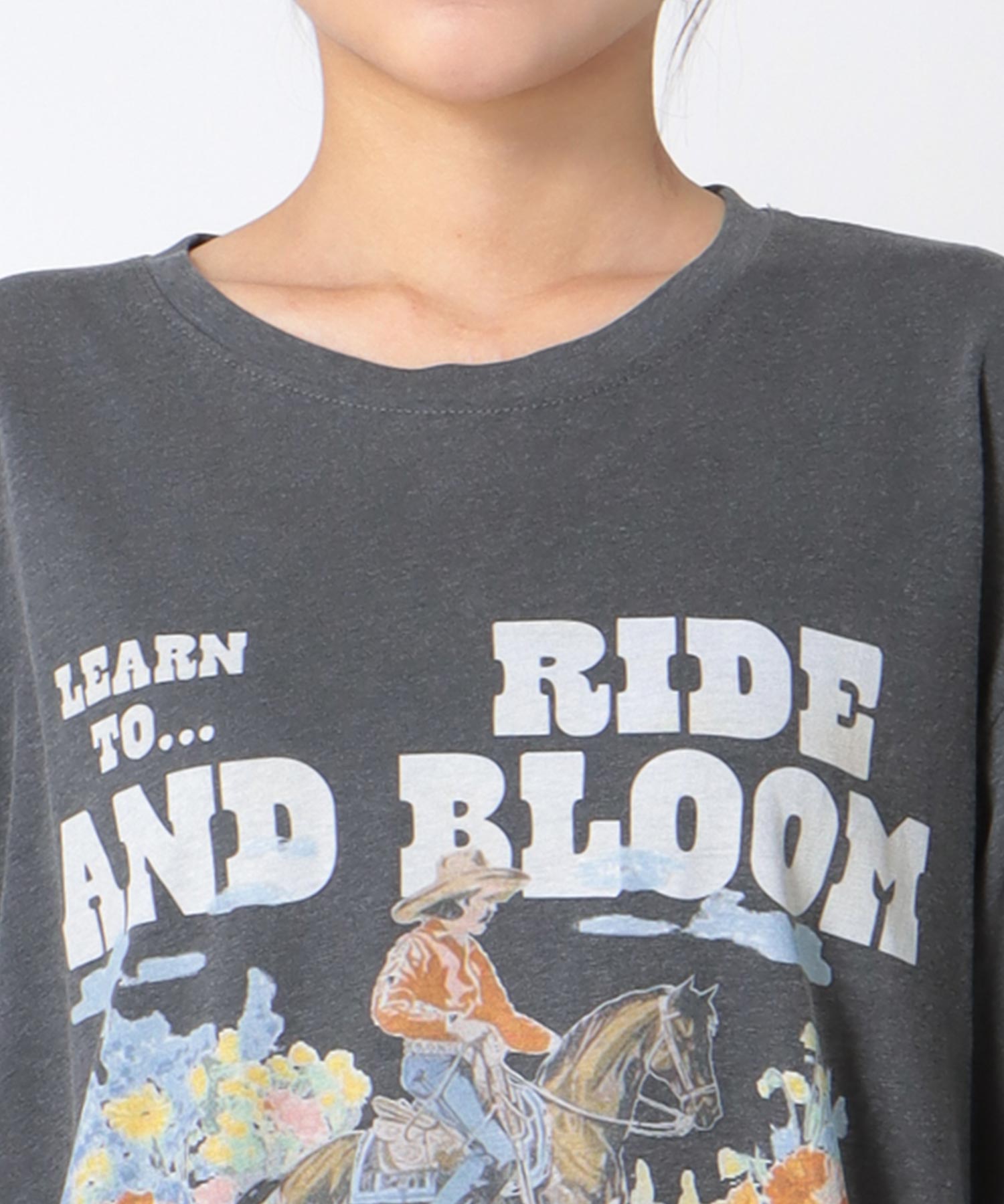 カウボーイフラワーTシャツ