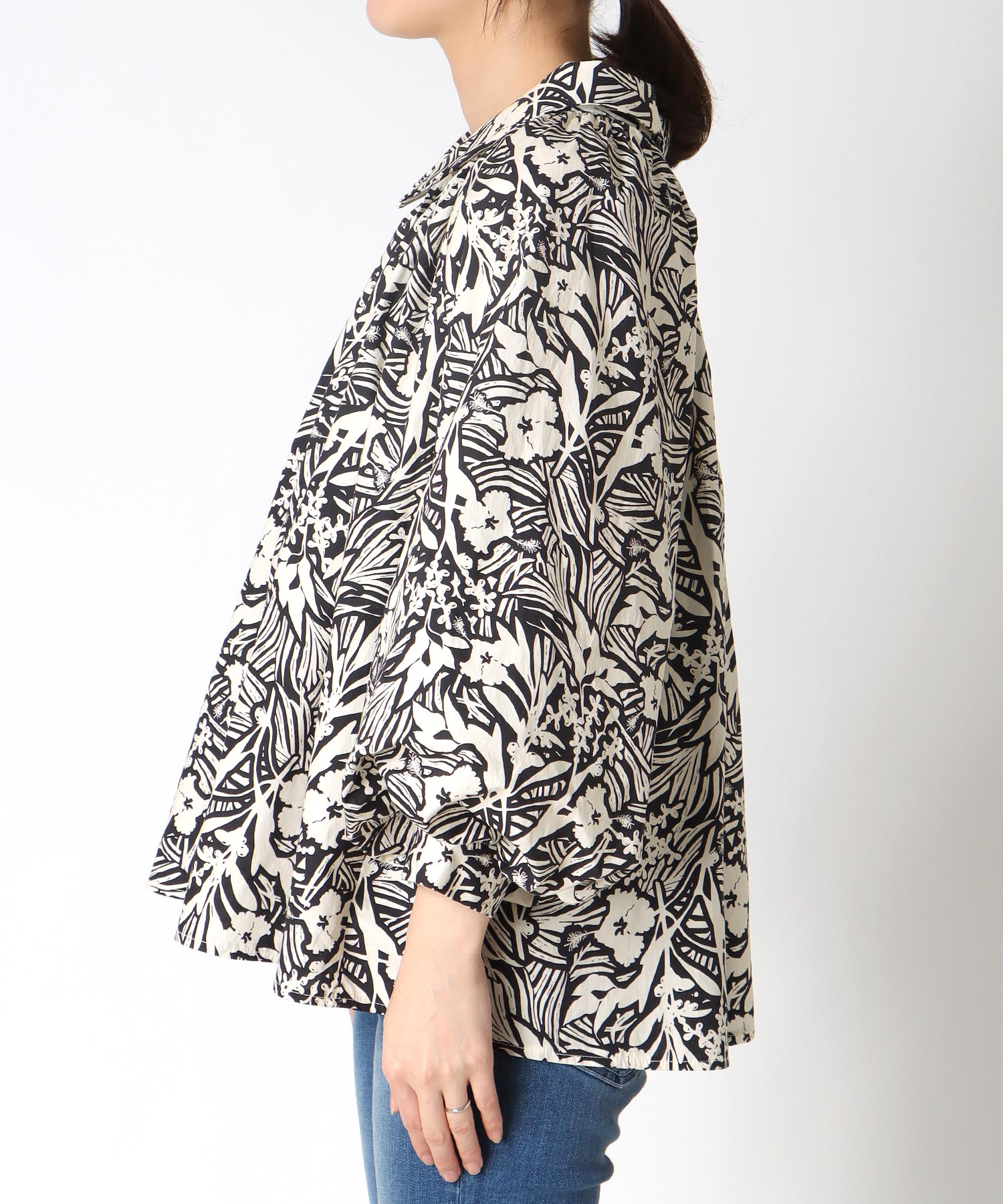 【2/26(木)12時予約開始】ボリューム袖ブラウス