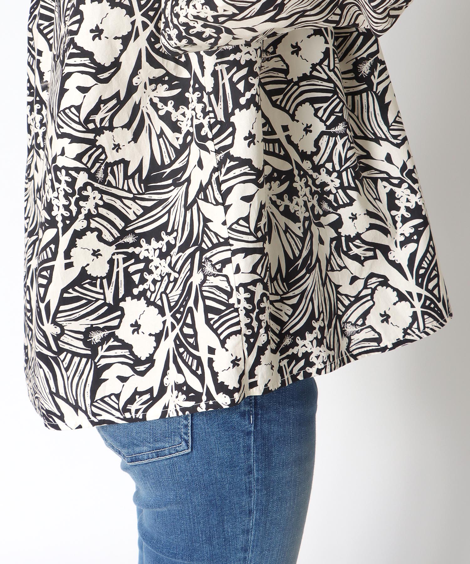 【2/26(木)12時予約開始】ボリューム袖ブラウス