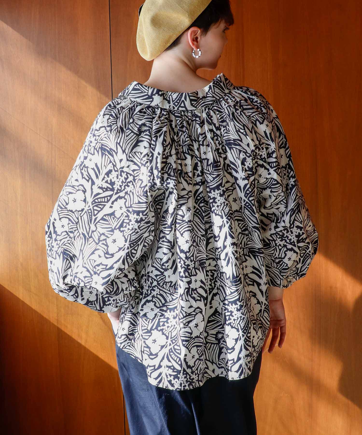 【2/26(木)12時予約開始】ボリューム袖ブラウス