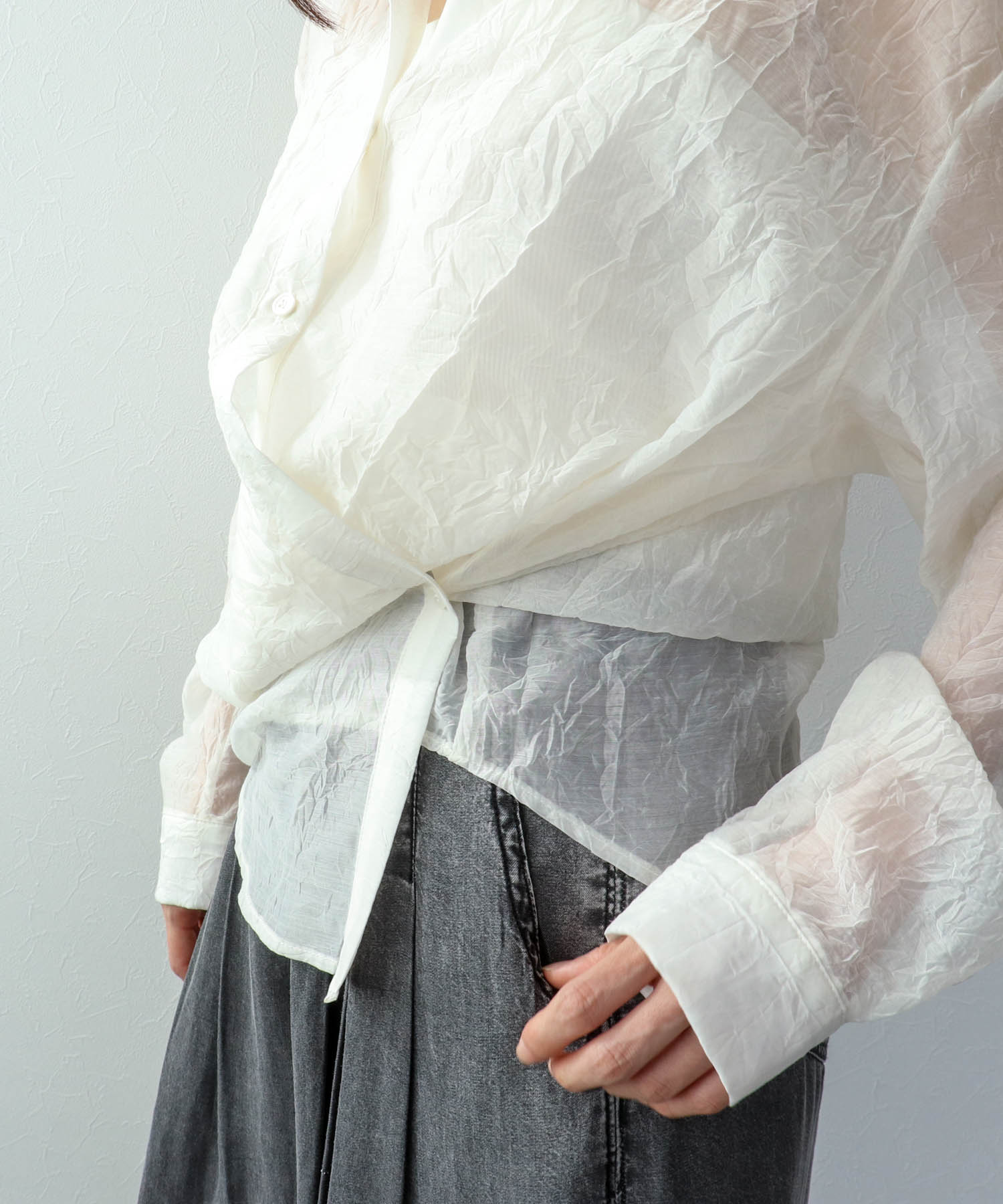 リンクル加工シアーブラウス