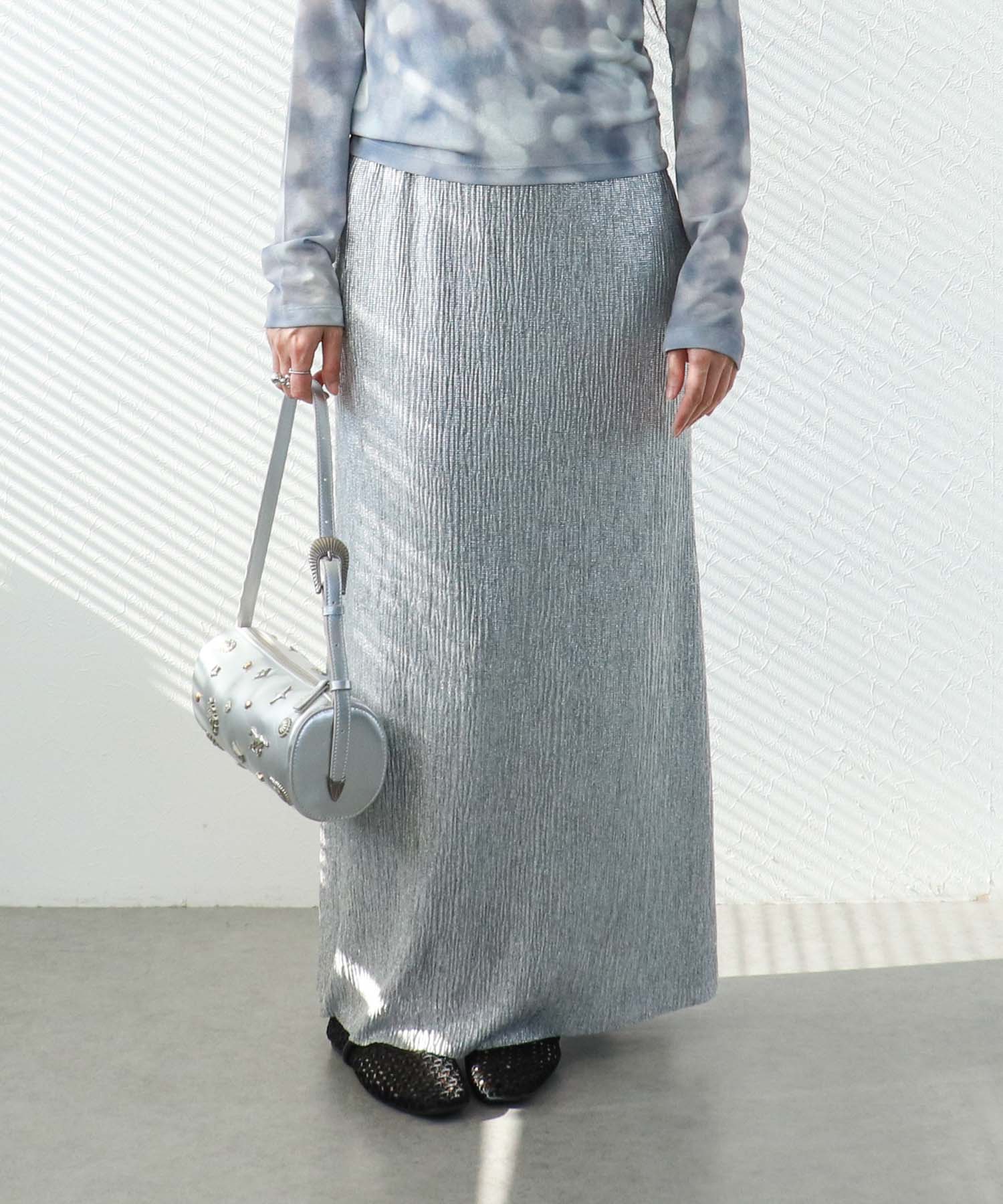 シャイニーロングスカート