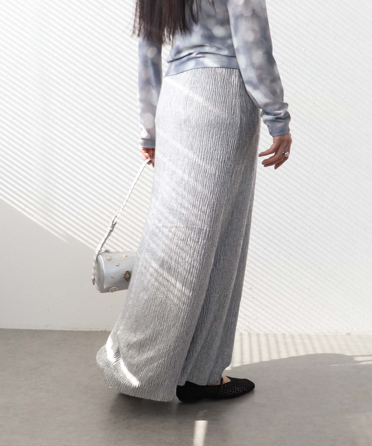 シャイニーロングスカート