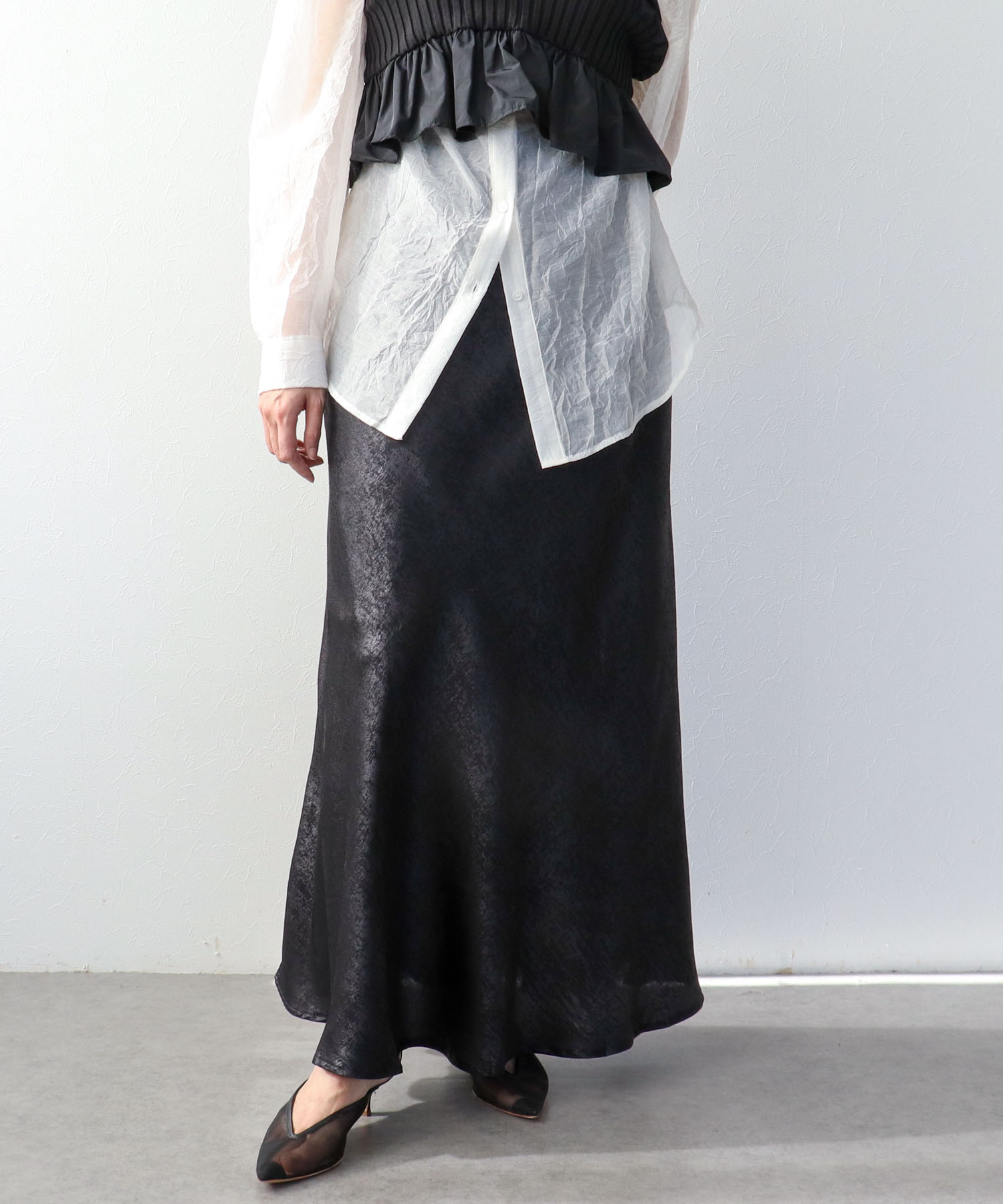 シンプルロングスカート