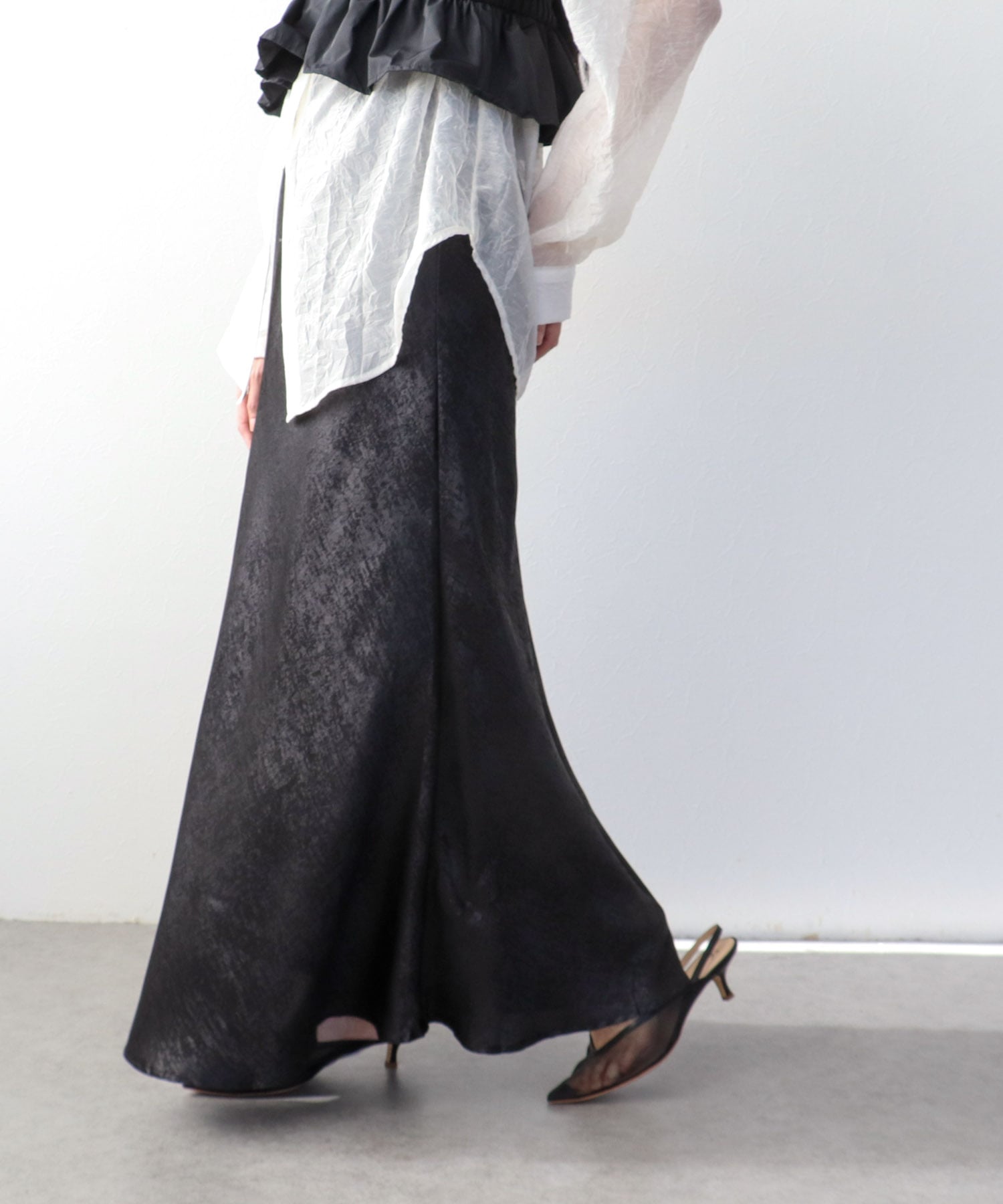 シンプルロングスカート