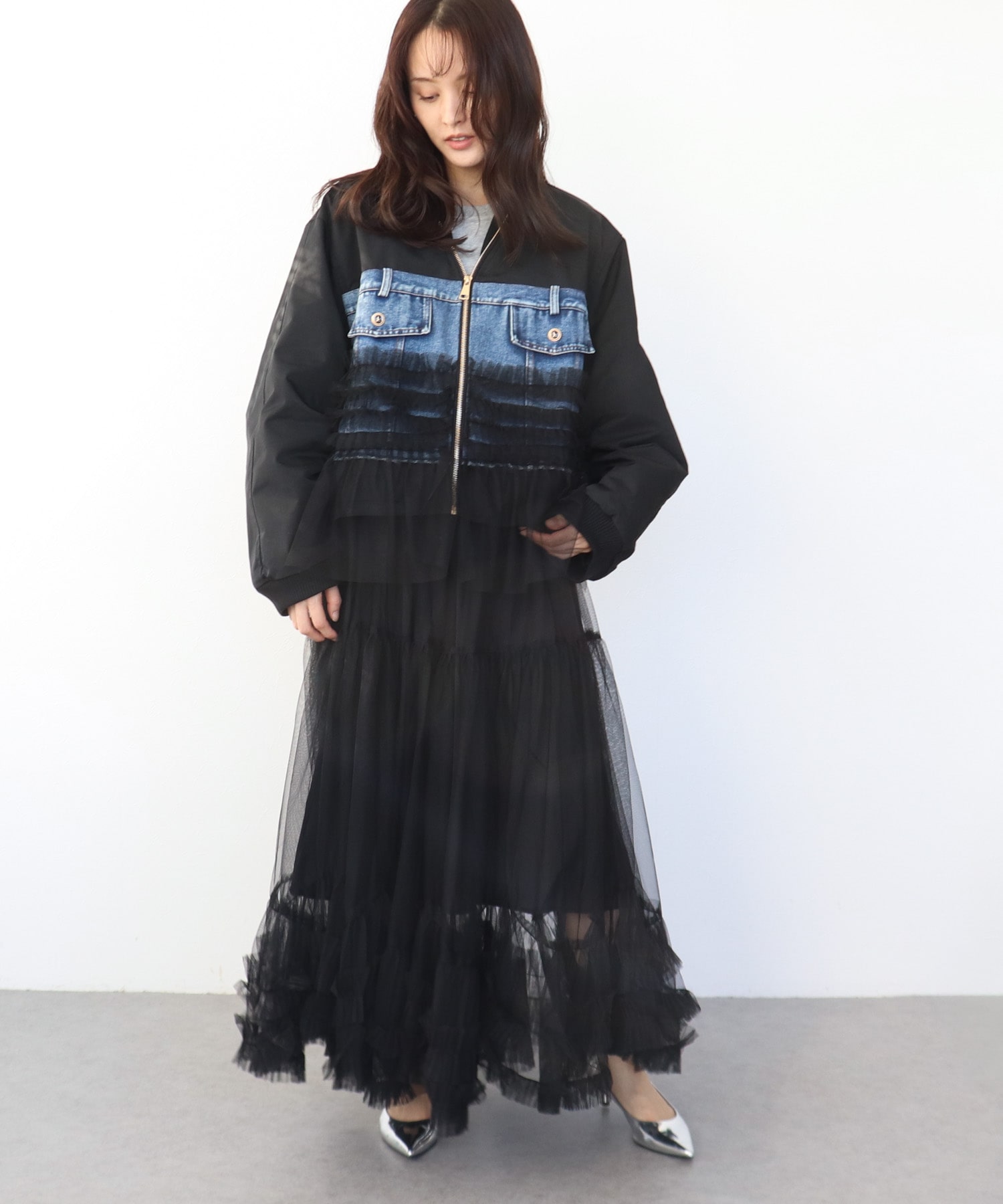 裾ランダムフリルチュールスカート