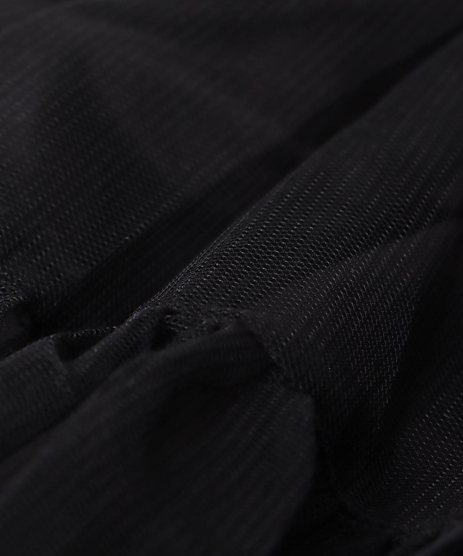 裾ランダムフリルチュールスカート