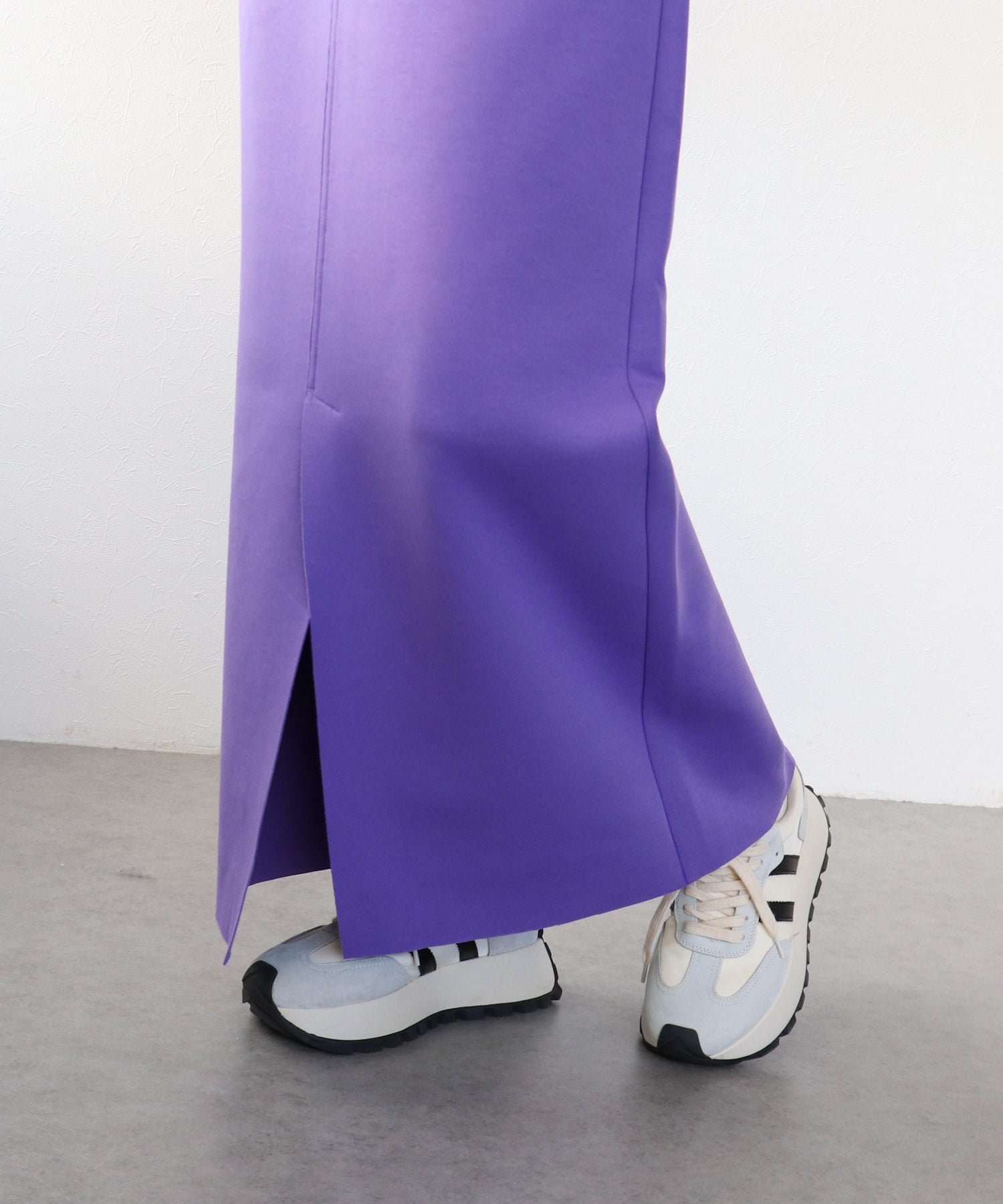 ダンボールスリットスカート