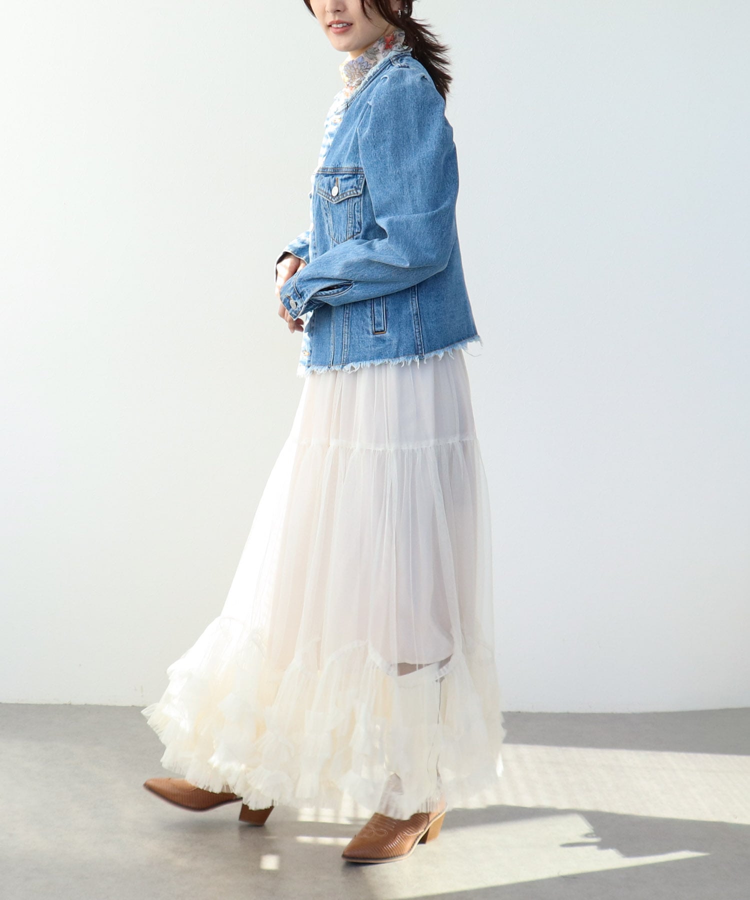 カラーレスデニムジャケット