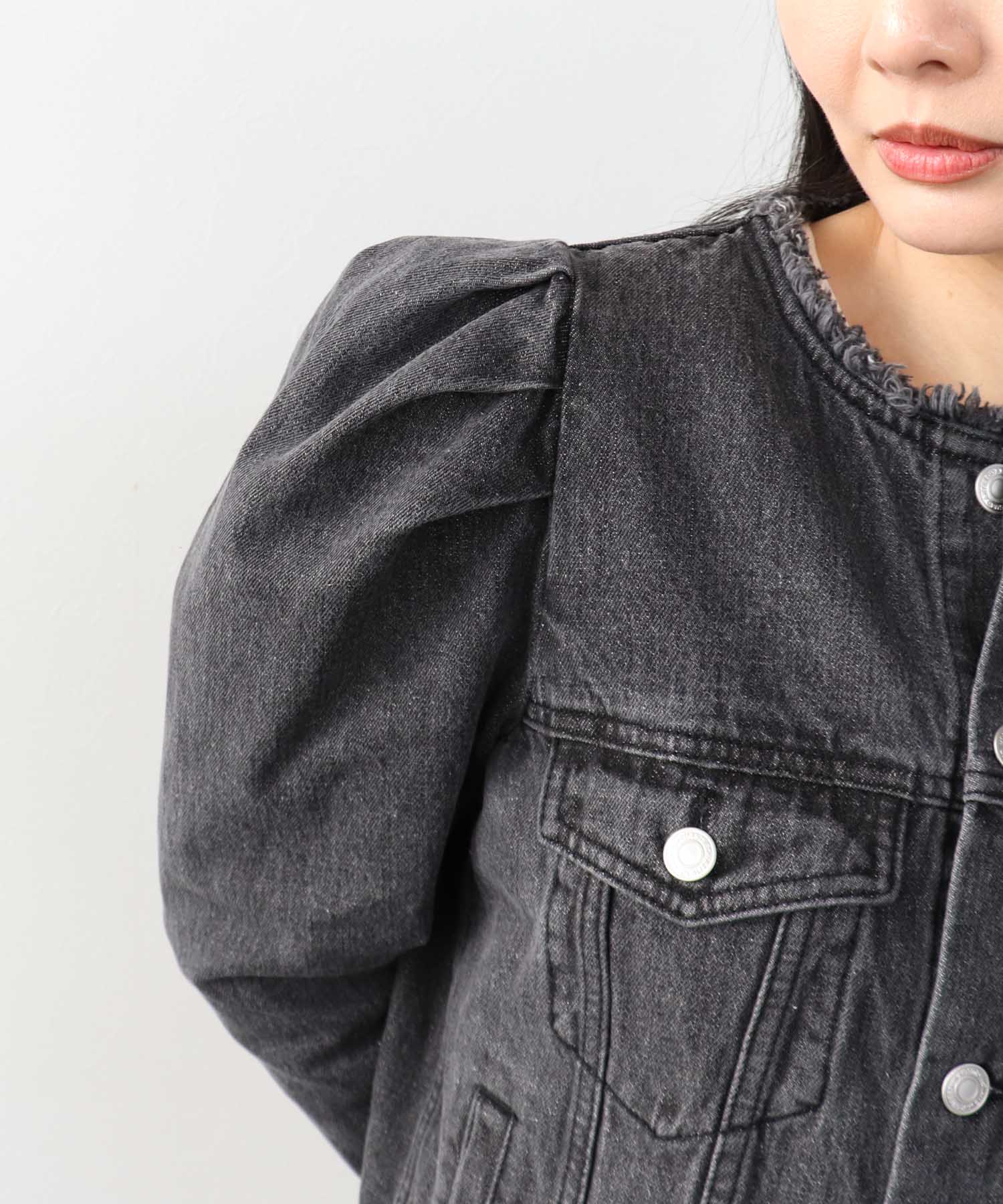 カラーレスデニムジャケット