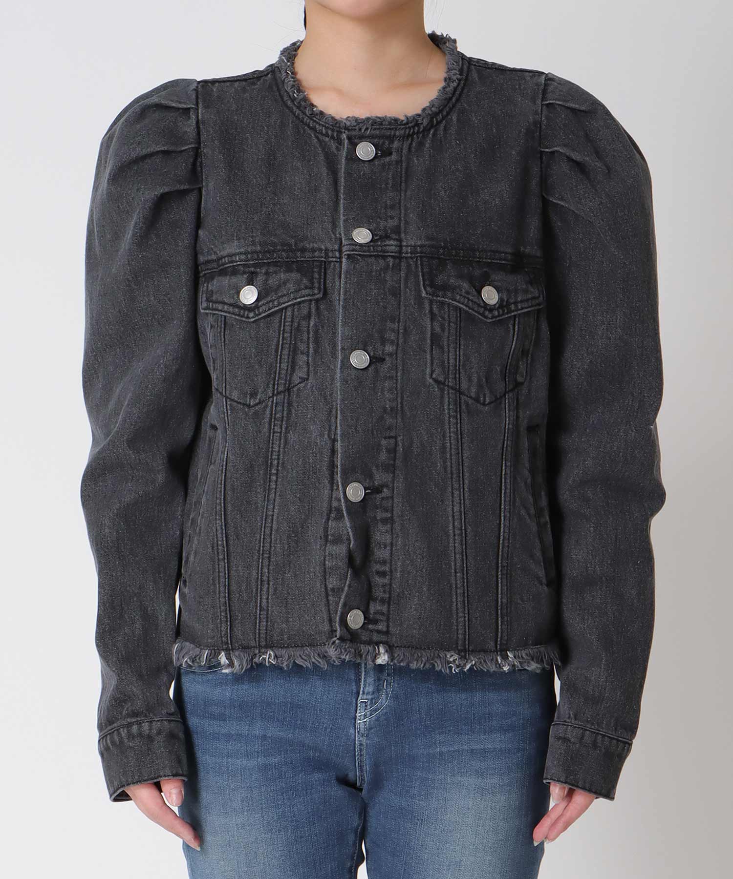 カラーレスデニムジャケット