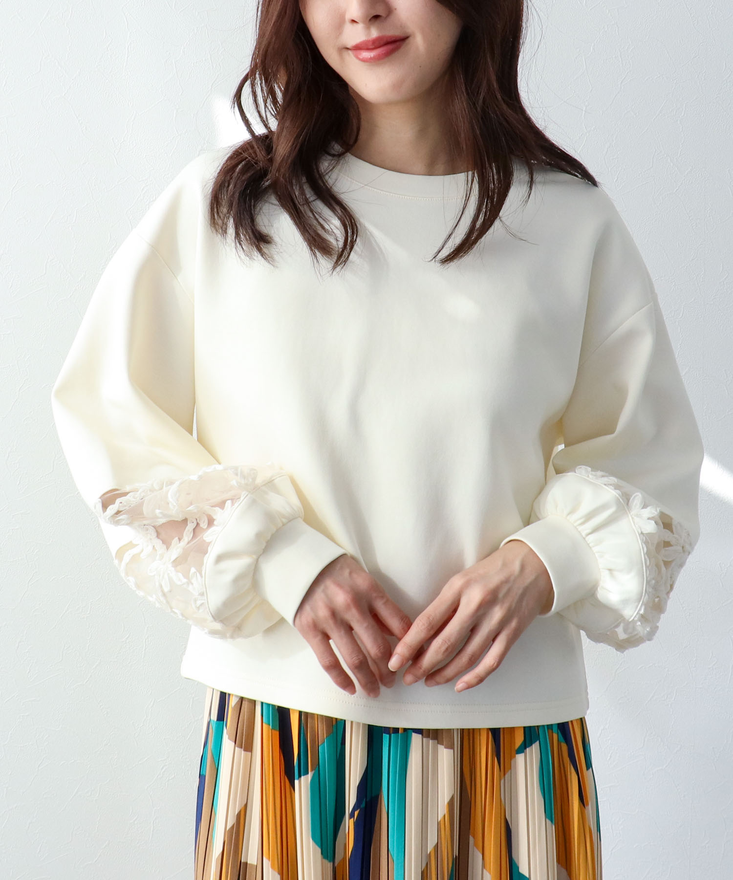 立体レース切替プルオーバー