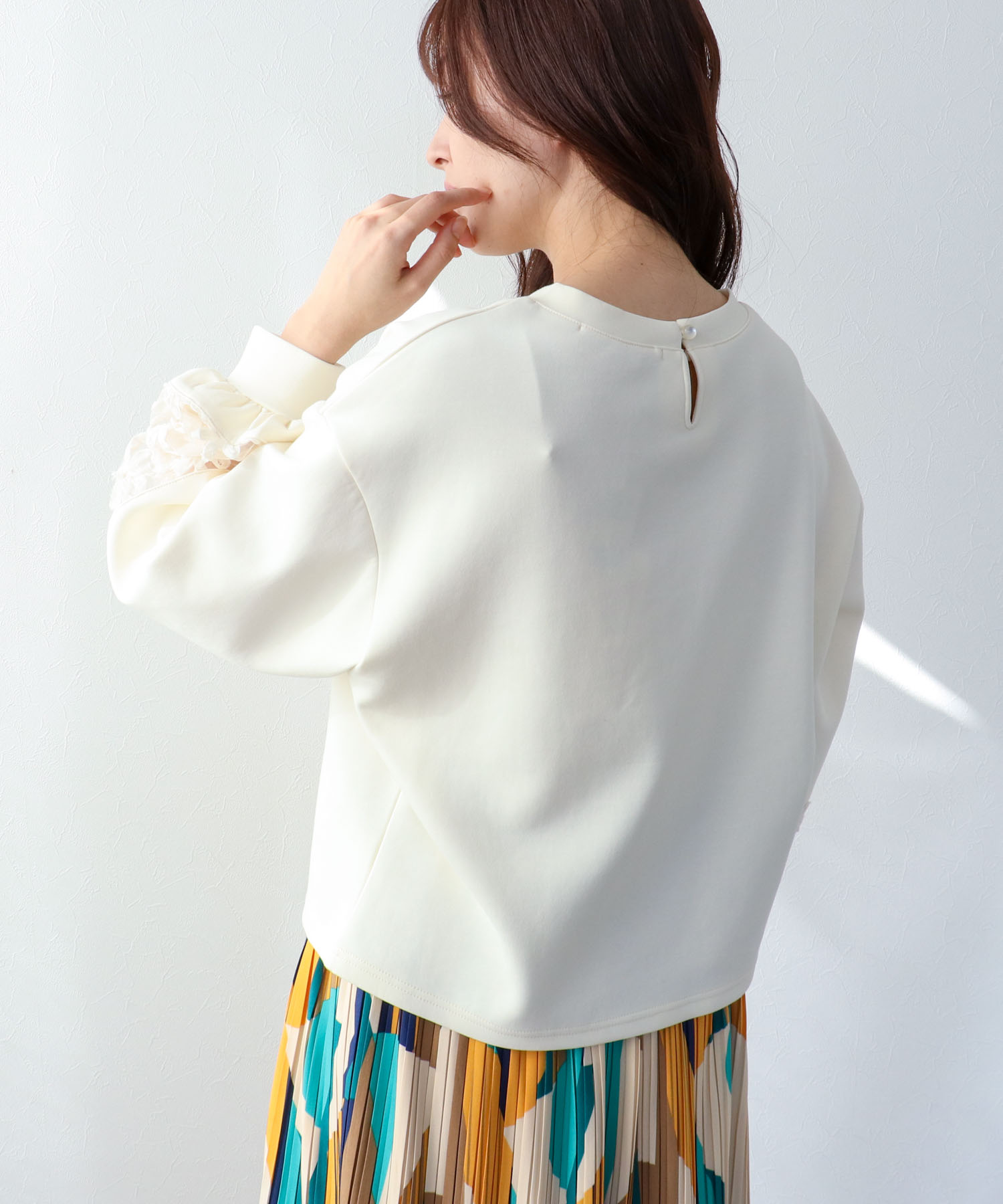 立体レース切替プルオーバー