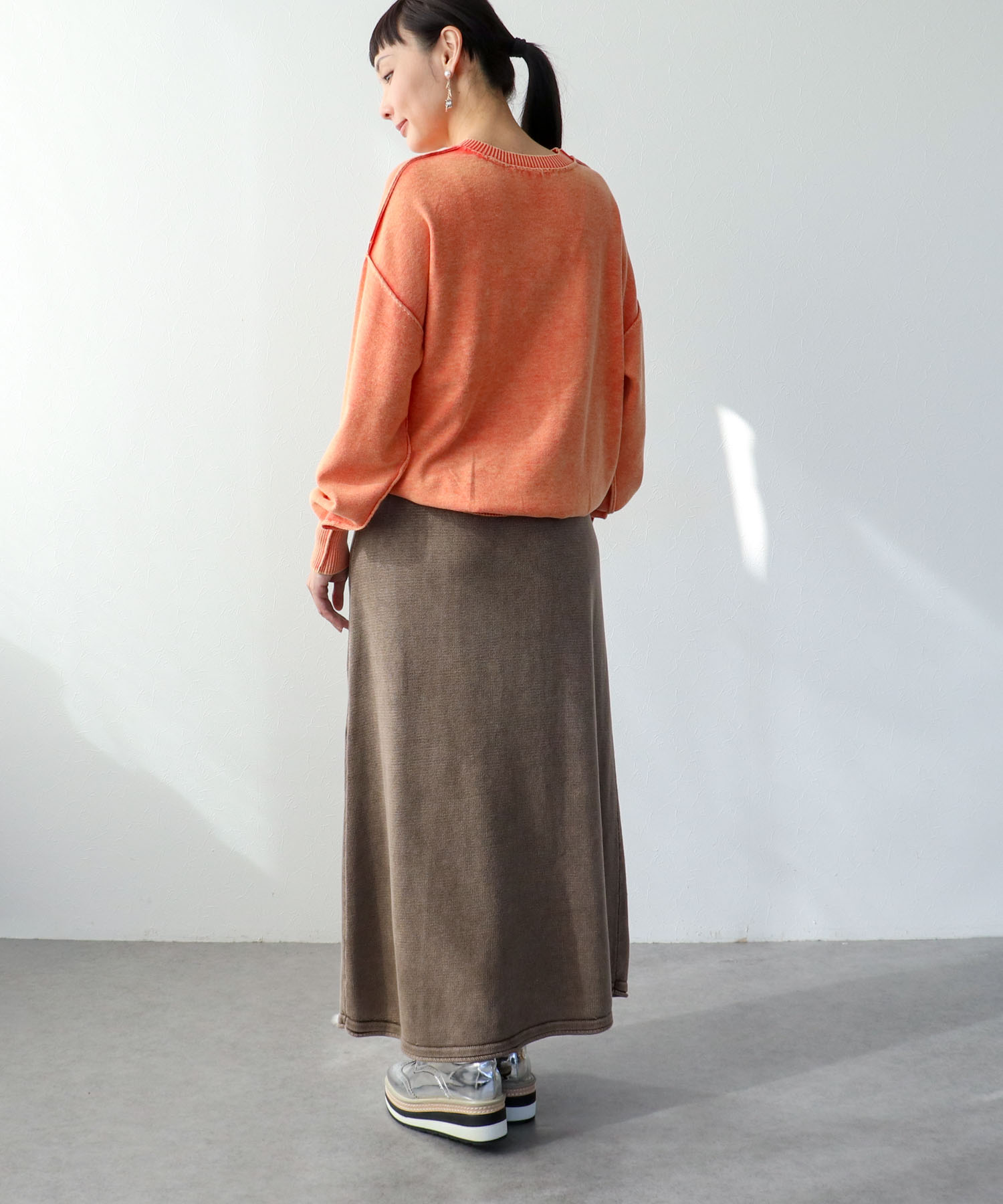 ケミカルウォッシュクルーロゴプルオーバー