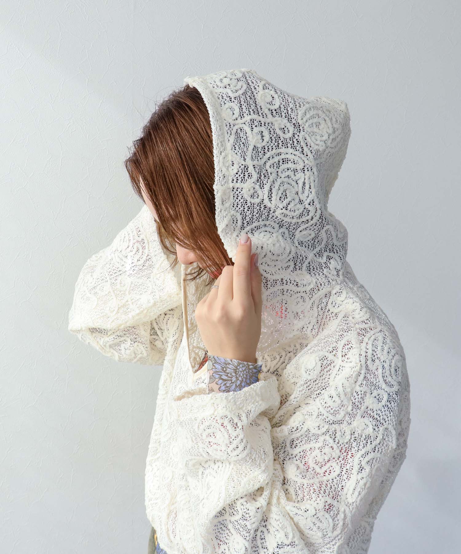 ドロストショートフーディー