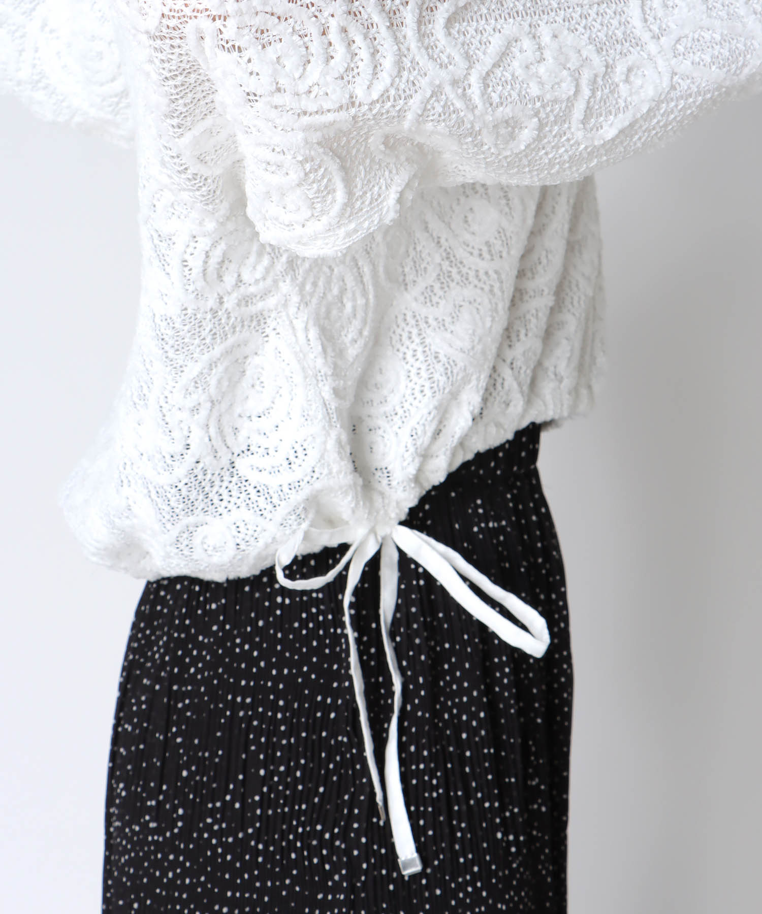 ドロストショートフーディー