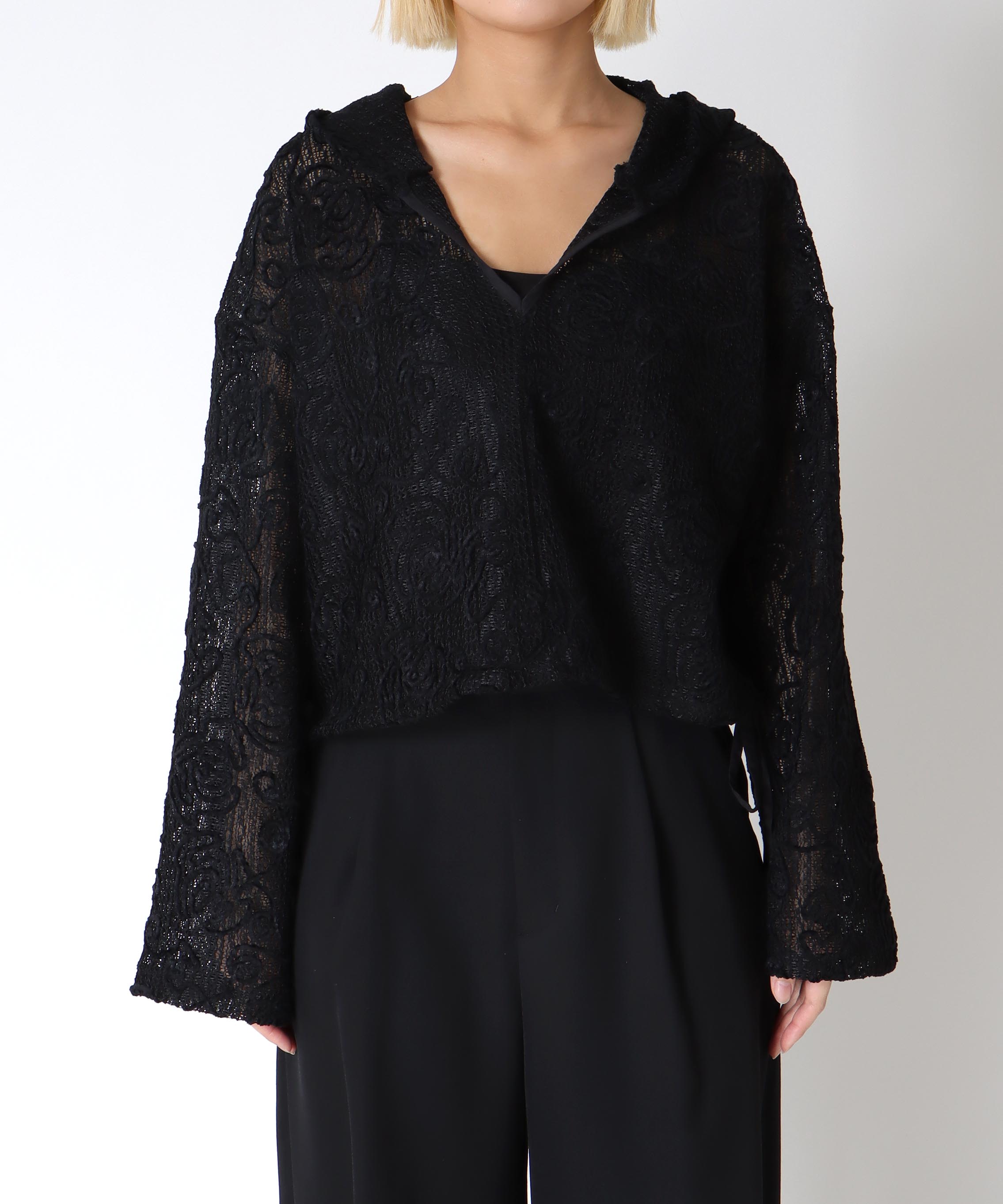 ドロストショートフーディー