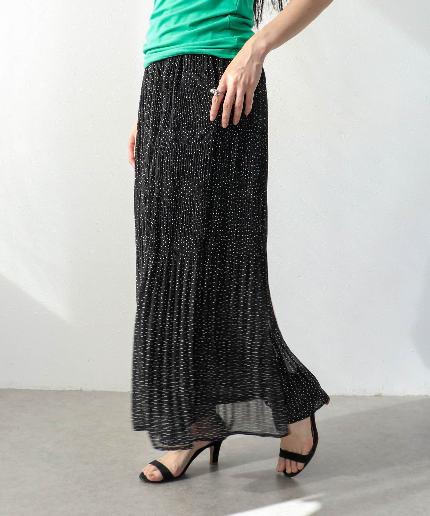 ドットマジョリカプリーツスカート