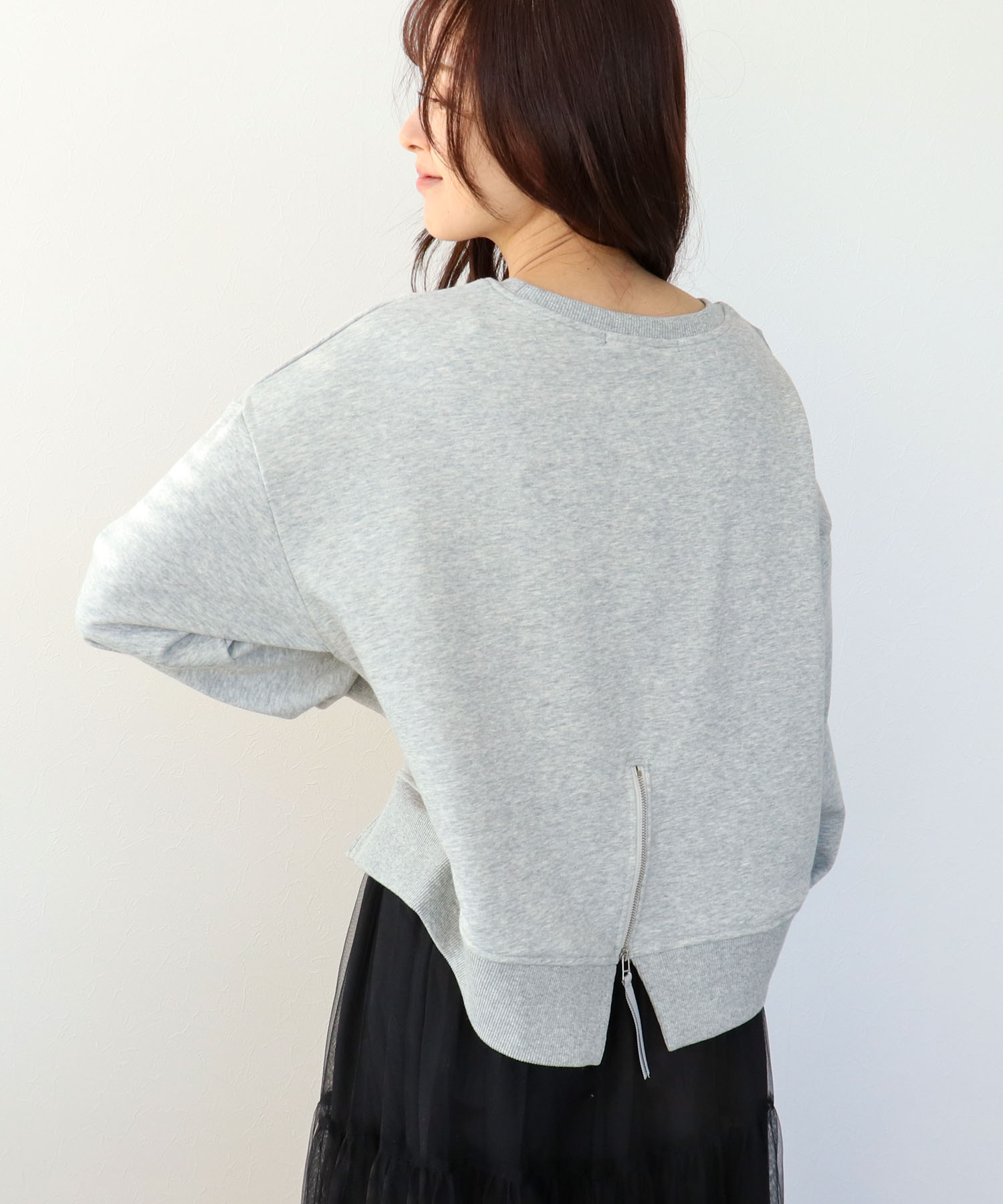 金属エンボスバックファスナープルオーバー