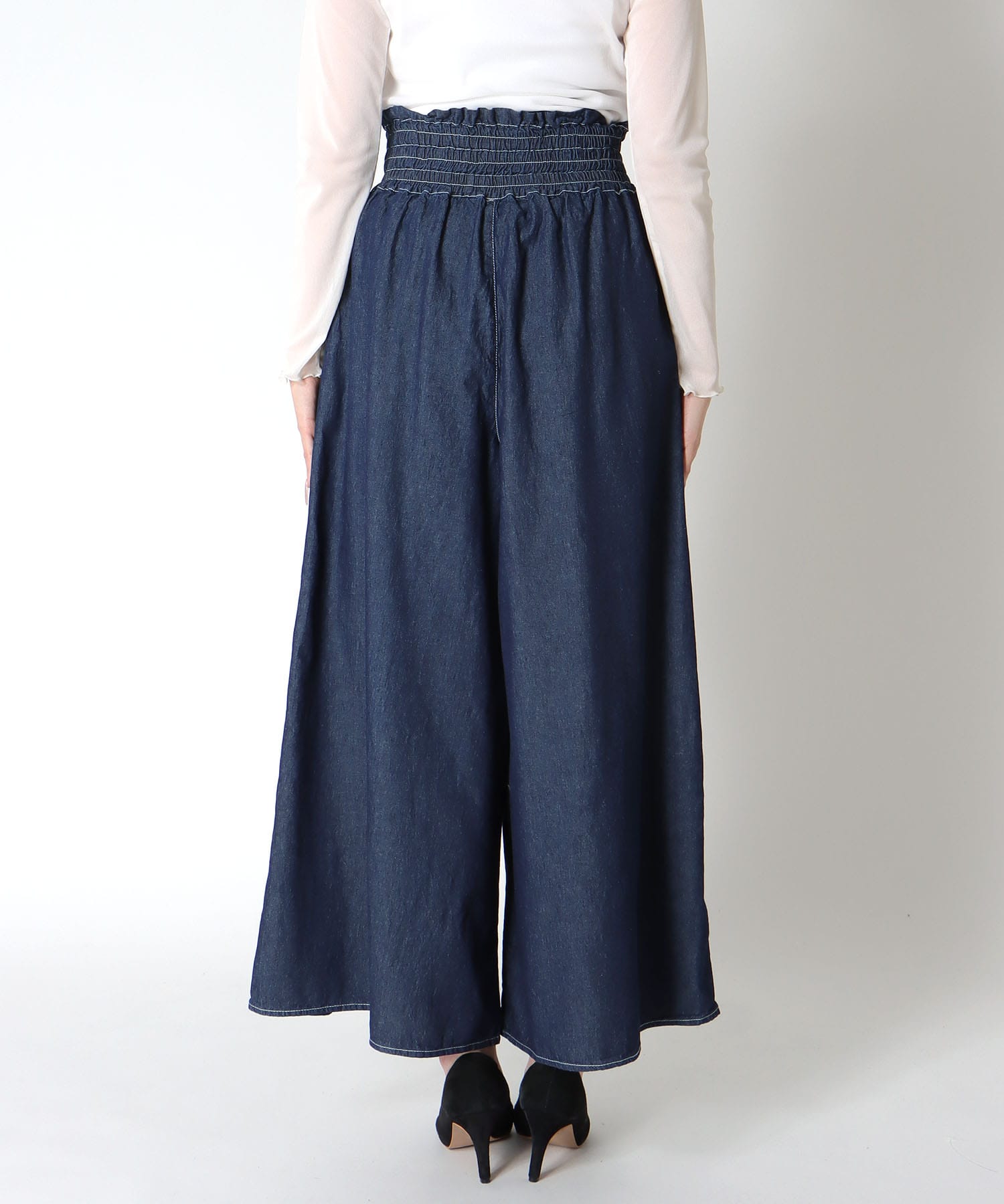 シャーリングギャザーパンツ