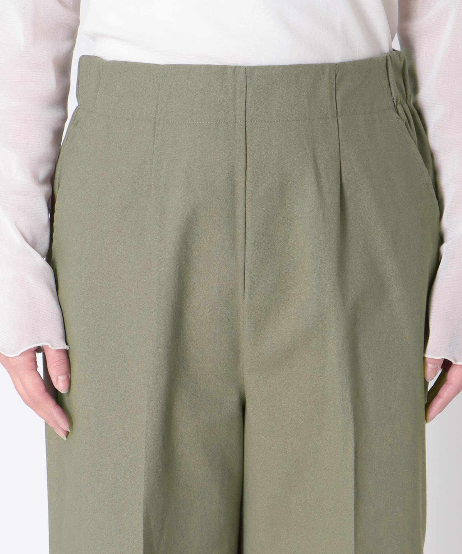 ロールヘムセンタープレスイージーパンツ