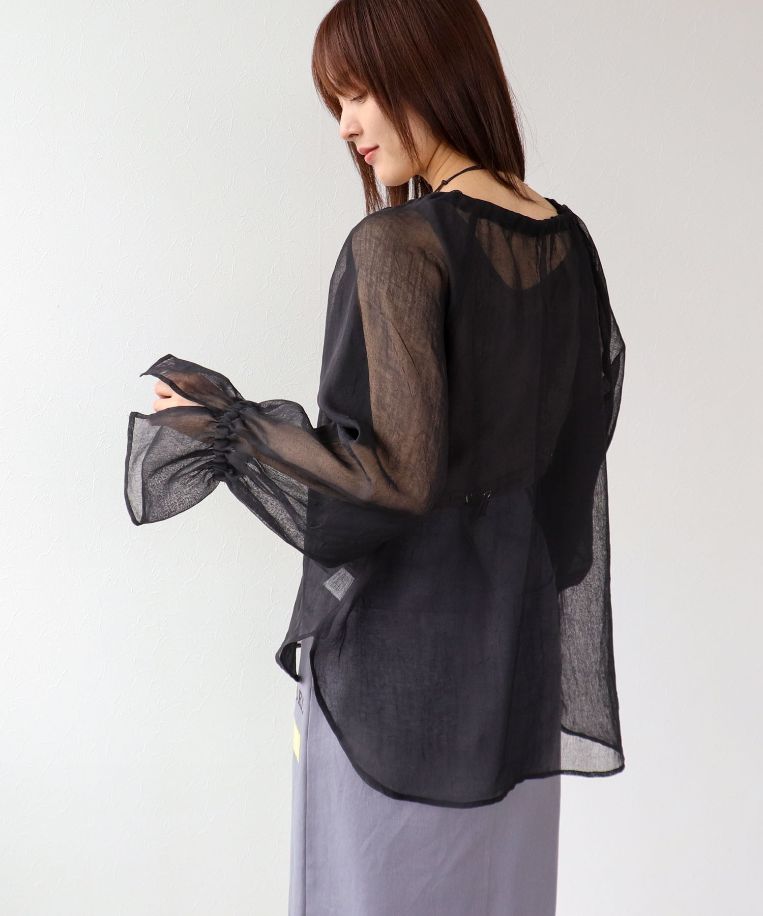 ギャザーリボンカラーブラウス